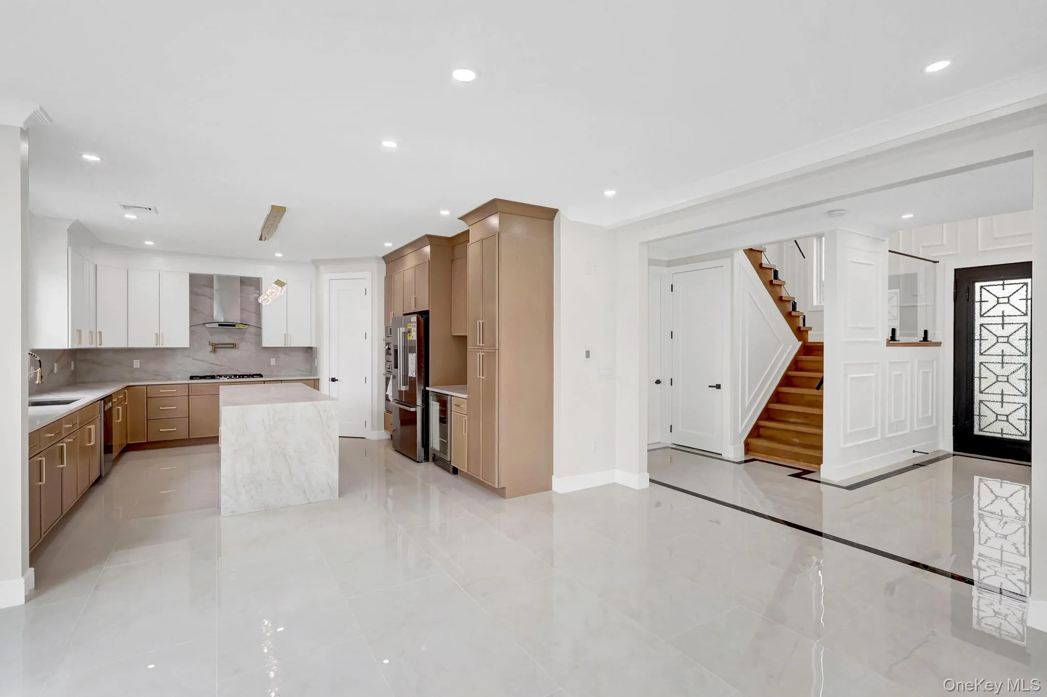 81 End Avenue, Oyster Bay, NY, 5 Bedrooms Bedrooms, 5 Rooms Rooms,4 BathroomsBathrooms,Residential,For Rent,End,0,1052273 81 End Avenue, Oyster Bay, NY, 5 Bedrooms Bedrooms, 5 Rooms Rooms,4 BathroomsBathrooms,Residential,For Rent,End,0,1052273
