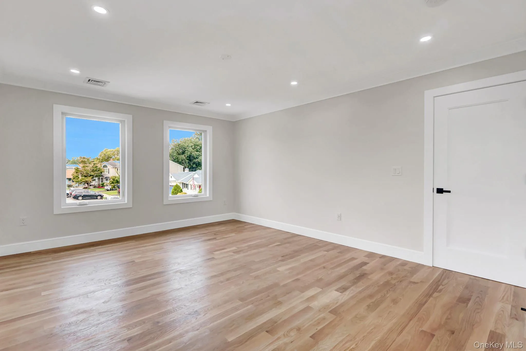 81 End Avenue, Oyster Bay, NY, 5 Bedrooms Bedrooms, 5 Rooms Rooms,4 BathroomsBathrooms,Residential,For Rent,End,0,1052273 81 End Avenue, Oyster Bay, NY, 5 Bedrooms Bedrooms, 5 Rooms Rooms,4 BathroomsBathrooms,Residential,For Rent,End,0,1052273