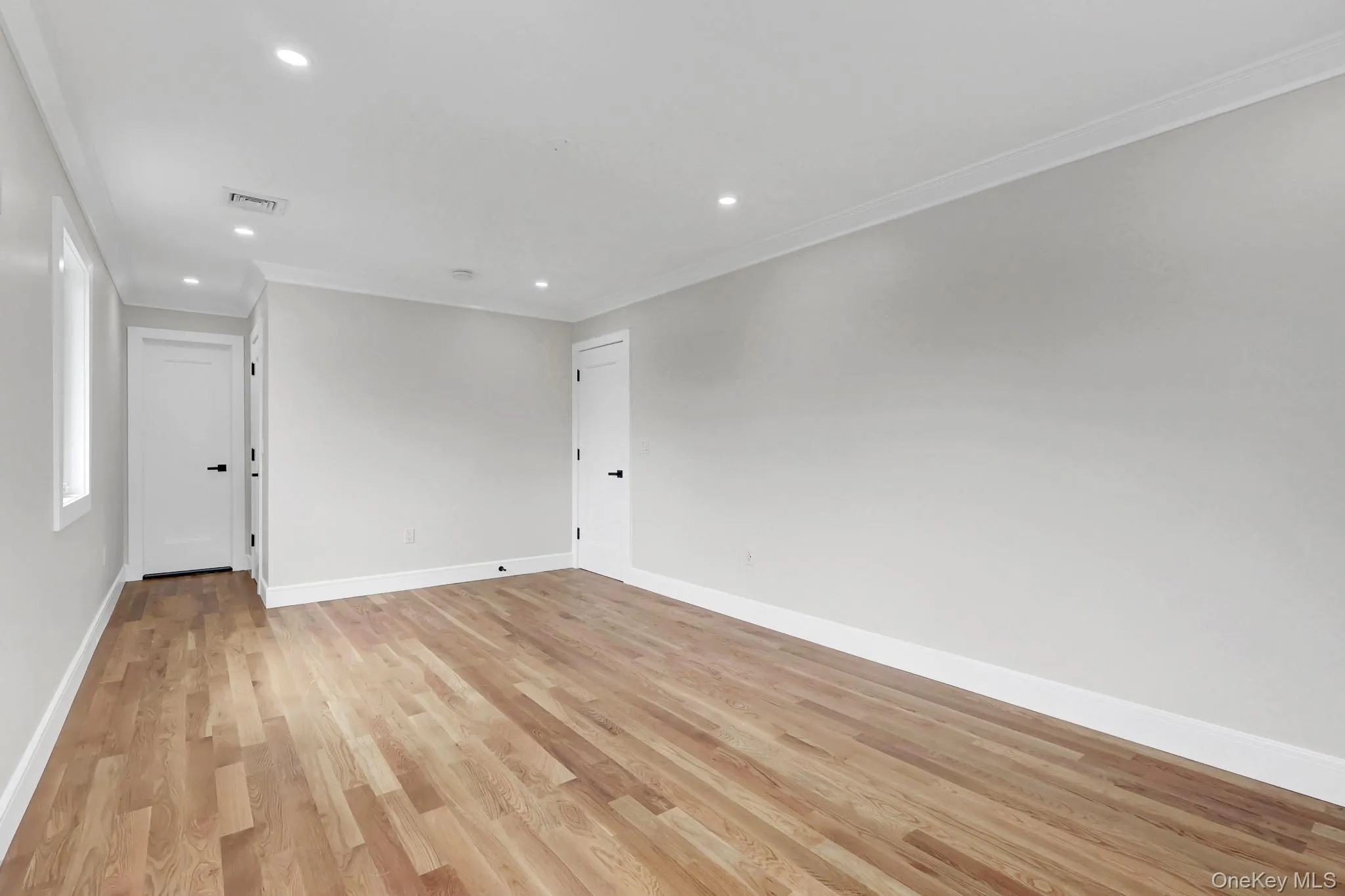 81 End Avenue, Oyster Bay, NY, 5 Bedrooms Bedrooms, 5 Rooms Rooms,4 BathroomsBathrooms,Residential,For Rent,End,0,1052273 81 End Avenue, Oyster Bay, NY, 5 Bedrooms Bedrooms, 5 Rooms Rooms,4 BathroomsBathrooms,Residential,For Rent,End,0,1052273