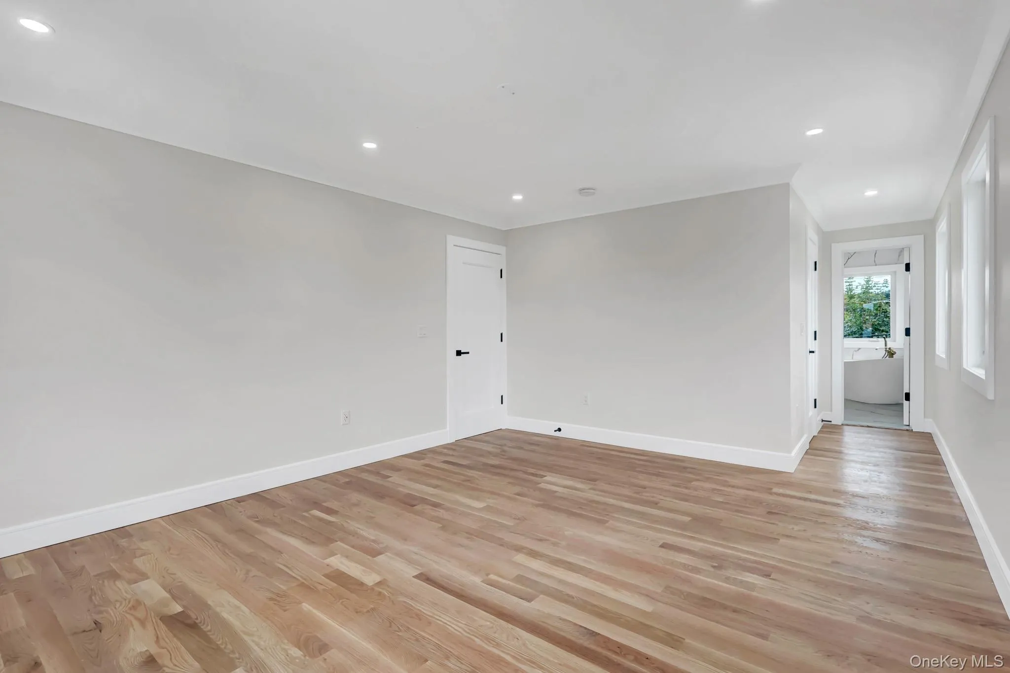81 End Avenue, Oyster Bay, NY, 5 Bedrooms Bedrooms, 5 Rooms Rooms,4 BathroomsBathrooms,Residential,For Rent,End,0,1052273 81 End Avenue, Oyster Bay, NY, 5 Bedrooms Bedrooms, 5 Rooms Rooms,4 BathroomsBathrooms,Residential,For Rent,End,0,1052273
