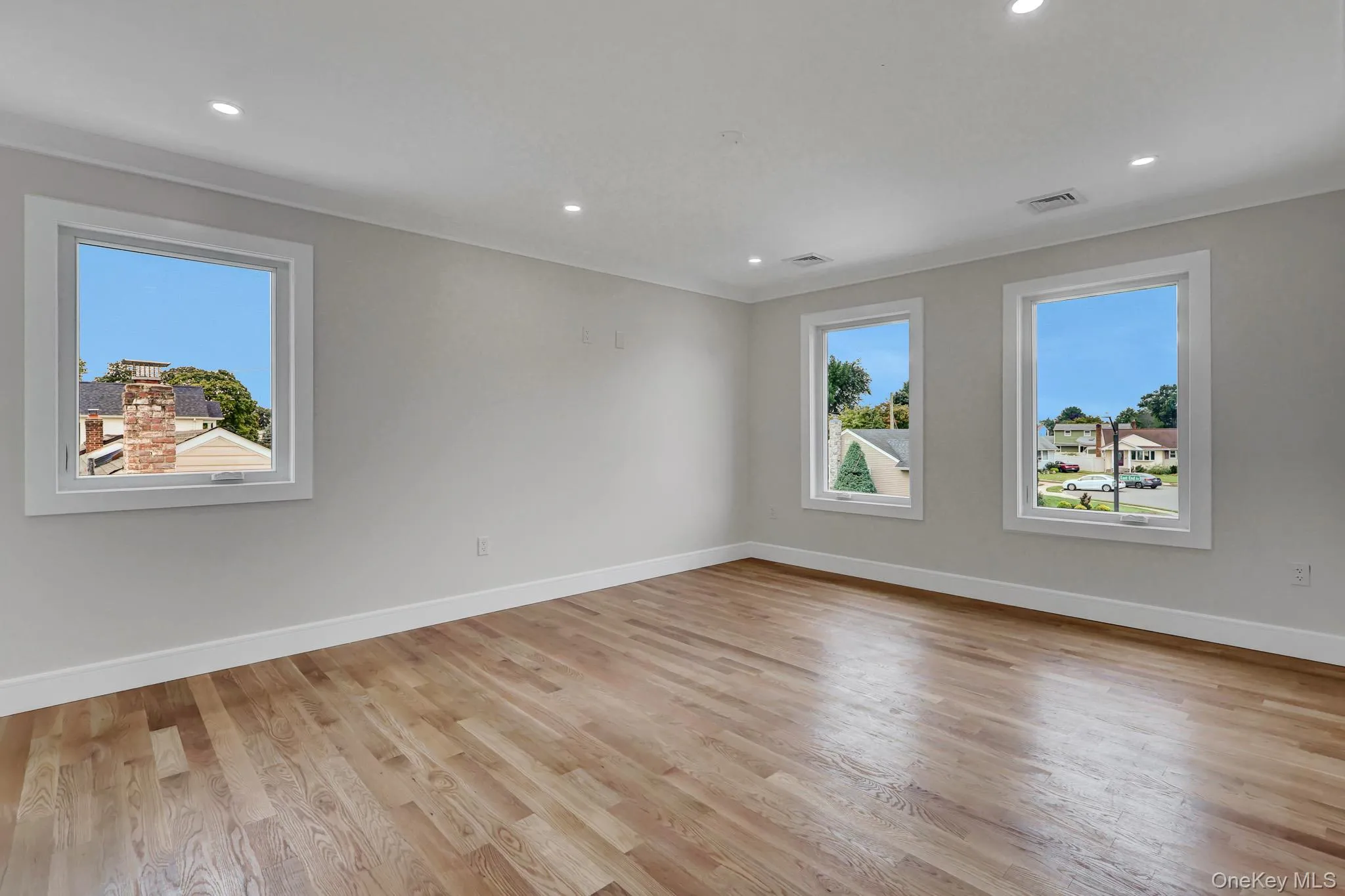81 End Avenue, Oyster Bay, NY, 5 Bedrooms Bedrooms, 5 Rooms Rooms,4 BathroomsBathrooms,Residential,For Rent,End,0,1052273 81 End Avenue, Oyster Bay, NY, 5 Bedrooms Bedrooms, 5 Rooms Rooms,4 BathroomsBathrooms,Residential,For Rent,End,0,1052273