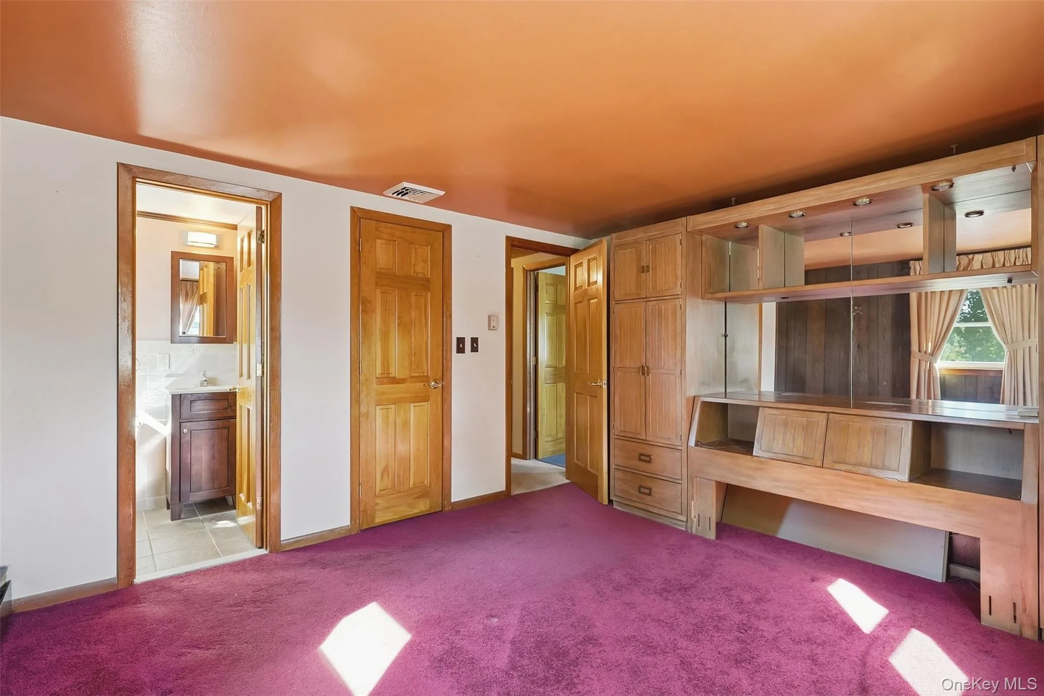 14 Valewood Drive, New Windsor, NY, 3 Bedrooms Bedrooms, 7 Rooms Rooms,1 BathroomBathrooms,Residential,For Rent,Valewood,0,1052277 14 Valewood Drive, New Windsor, NY, 3 Bedrooms Bedrooms, 7 Rooms Rooms,1 BathroomBathrooms,Residential,For Rent,Valewood,0,1052277