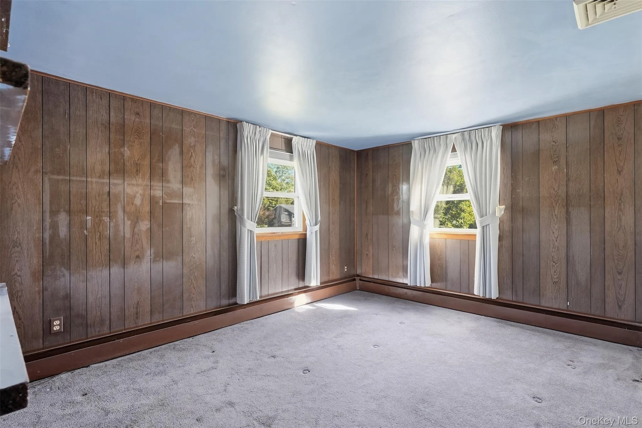 14 Valewood Drive, New Windsor, NY, 3 Bedrooms Bedrooms, 7 Rooms Rooms,1 BathroomBathrooms,Residential,For Rent,Valewood,0,1052277 14 Valewood Drive, New Windsor, NY, 3 Bedrooms Bedrooms, 7 Rooms Rooms,1 BathroomBathrooms,Residential,For Rent,Valewood,0,1052277
