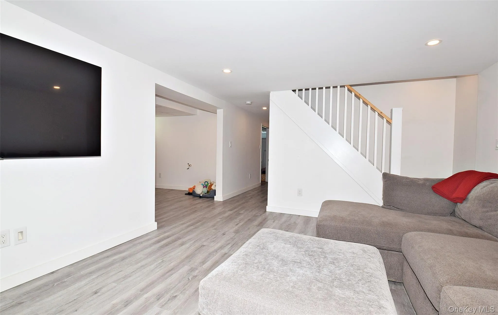57 Scarcliffe Drive, Hempstead, NY, 4 Bedrooms Bedrooms, 10 Rooms Rooms,3 BathroomsBathrooms,Residential,For Rent,Scarcliffe,0,1052279 57 Scarcliffe Drive, Hempstead, NY, 4 Bedrooms Bedrooms, 10 Rooms Rooms,3 BathroomsBathrooms,Residential,For Rent,Scarcliffe,0,1052279