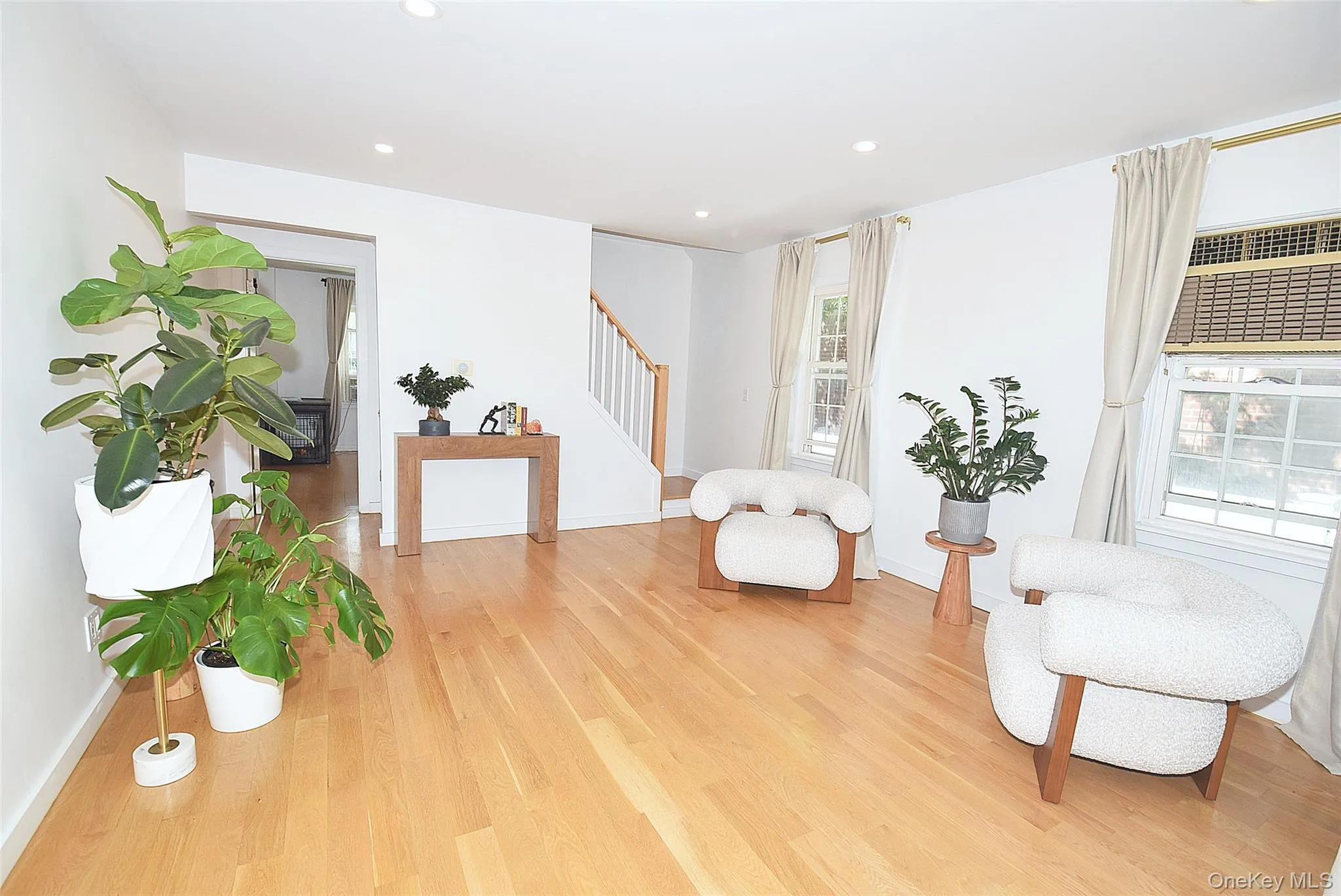 57 Scarcliffe Drive, Hempstead, NY, 4 Bedrooms Bedrooms, 10 Rooms Rooms,3 BathroomsBathrooms,Residential,For Rent,Scarcliffe,0,1052279 57 Scarcliffe Drive, Hempstead, NY, 4 Bedrooms Bedrooms, 10 Rooms Rooms,3 BathroomsBathrooms,Residential,For Rent,Scarcliffe,0,1052279