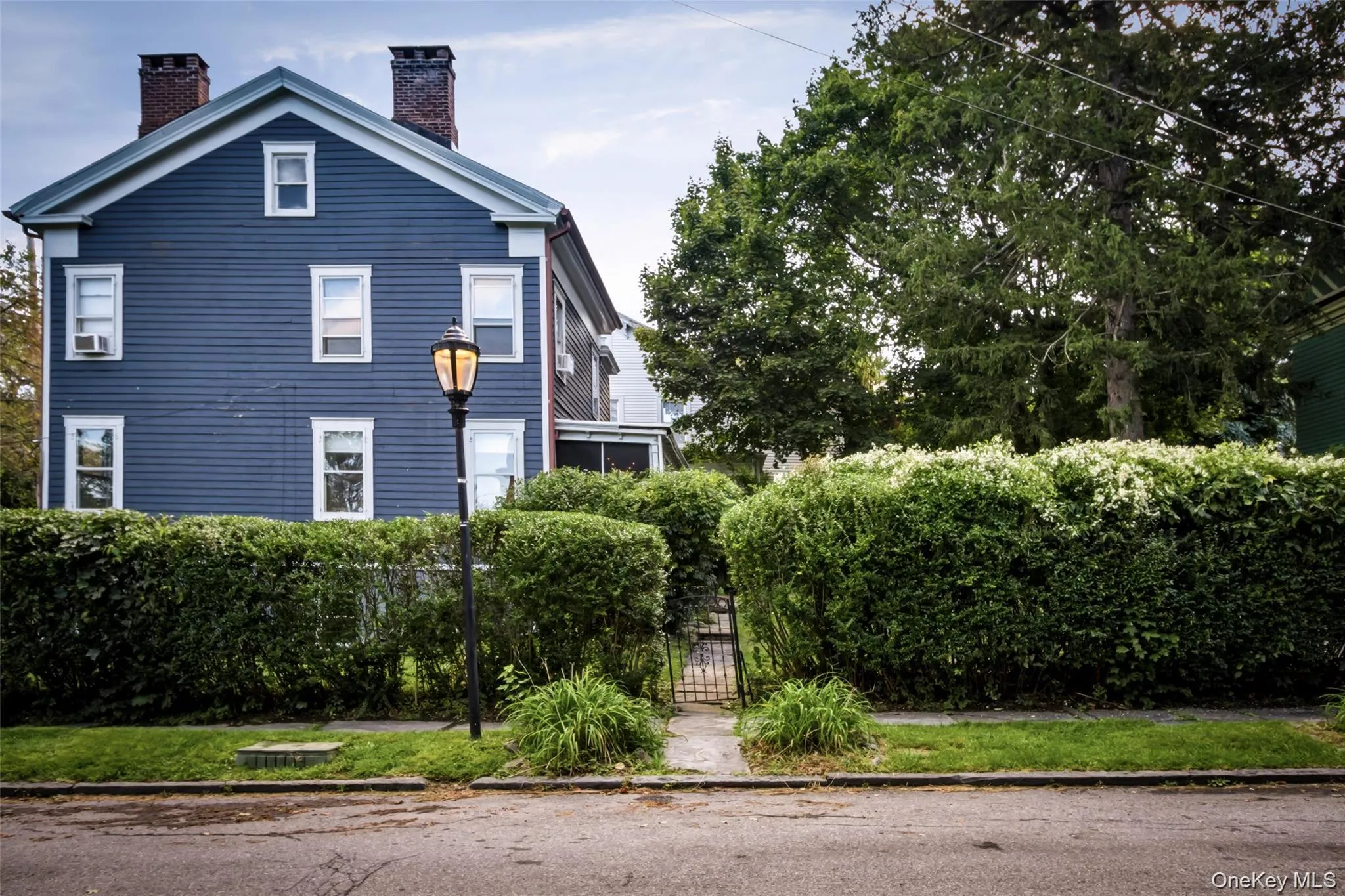 69 Montgomery Street, Poughkeepsie, NY, 2 Bedrooms Bedrooms, 9 Rooms Rooms,2 BathroomsBathrooms,Residential,For Rent,Montgomery,0,1052280 69 Montgomery Street, Poughkeepsie, NY, 2 Bedrooms Bedrooms, 9 Rooms Rooms,2 BathroomsBathrooms,Residential,For Rent,Montgomery,0,1052280