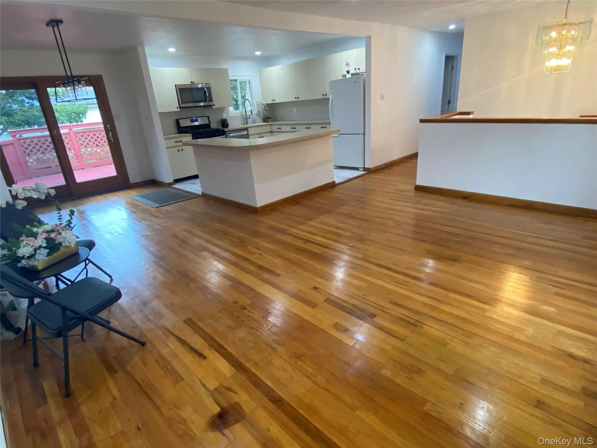 43 Newtown Avenue, Brookhaven, NY, 4 Bedroom Bedrooms, 9 Room Rooms,2 BathroomBathrooms,Residential Lease,For Rent,Newtown,0,1052281 43 Newtown Avenue, Brookhaven, NY, 4 Bedroom Bedrooms, 9 Room Rooms,2 BathroomBathrooms,Residential Lease,For Rent,Newtown,0,1052281