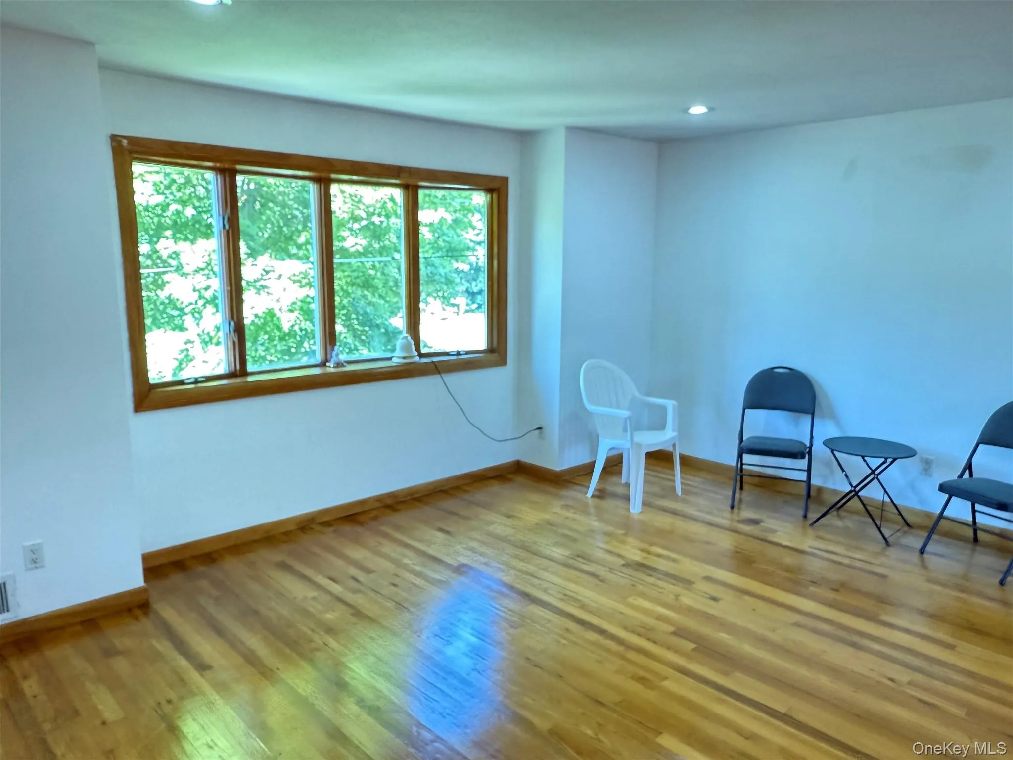 43 Newtown Avenue, Brookhaven, NY, 4 Bedroom Bedrooms, 9 Room Rooms,2 BathroomBathrooms,Residential Lease,For Rent,Newtown,0,1052281 43 Newtown Avenue, Brookhaven, NY, 4 Bedroom Bedrooms, 9 Room Rooms,2 BathroomBathrooms,Residential Lease,For Rent,Newtown,0,1052281