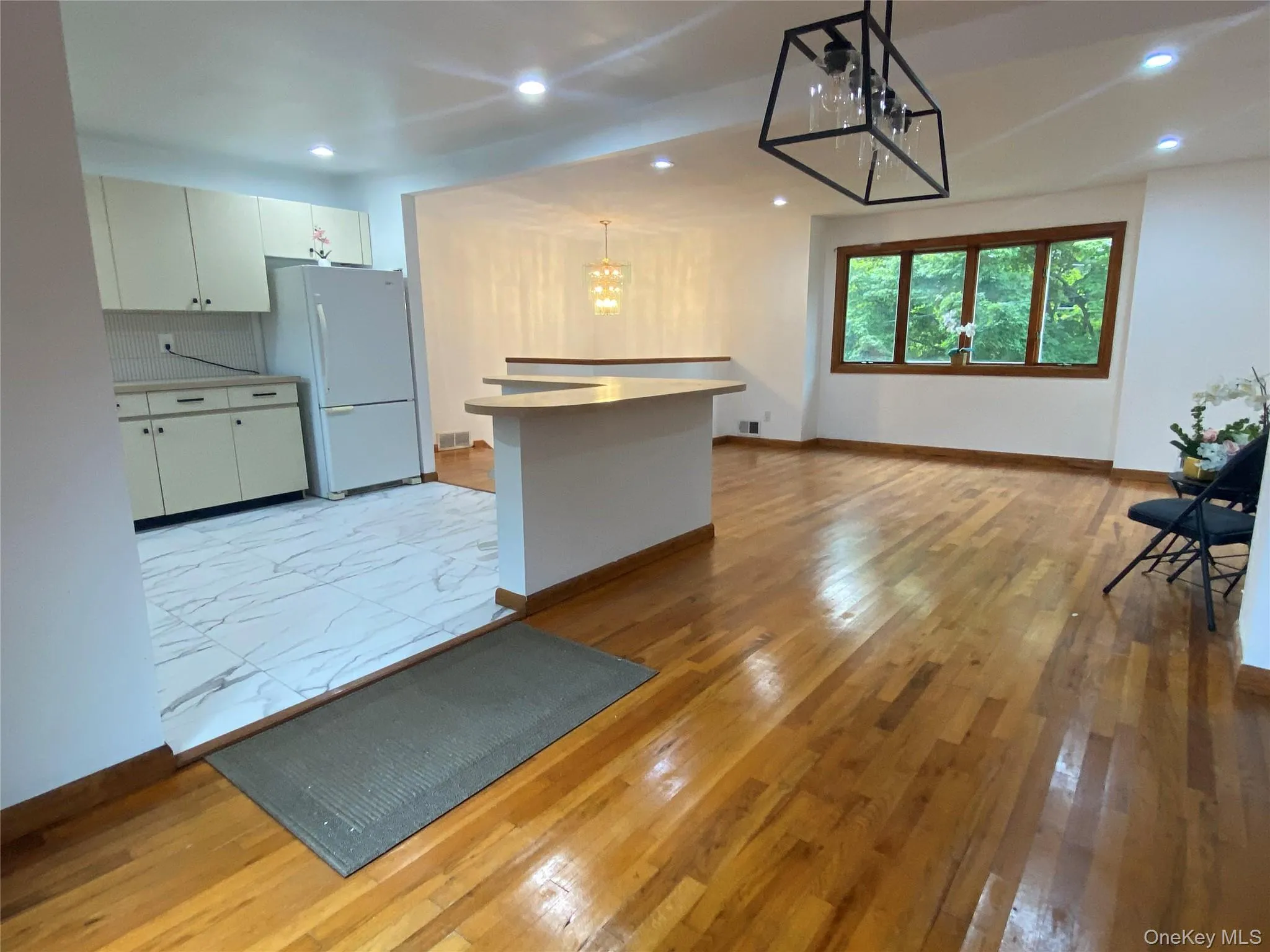 43 Newtown Avenue, Brookhaven, NY, 4 Bedroom Bedrooms, 9 Room Rooms,2 BathroomBathrooms,Residential Lease,For Rent,Newtown,0,1052281 43 Newtown Avenue, Brookhaven, NY, 4 Bedroom Bedrooms, 9 Room Rooms,2 BathroomBathrooms,Residential Lease,For Rent,Newtown,0,1052281