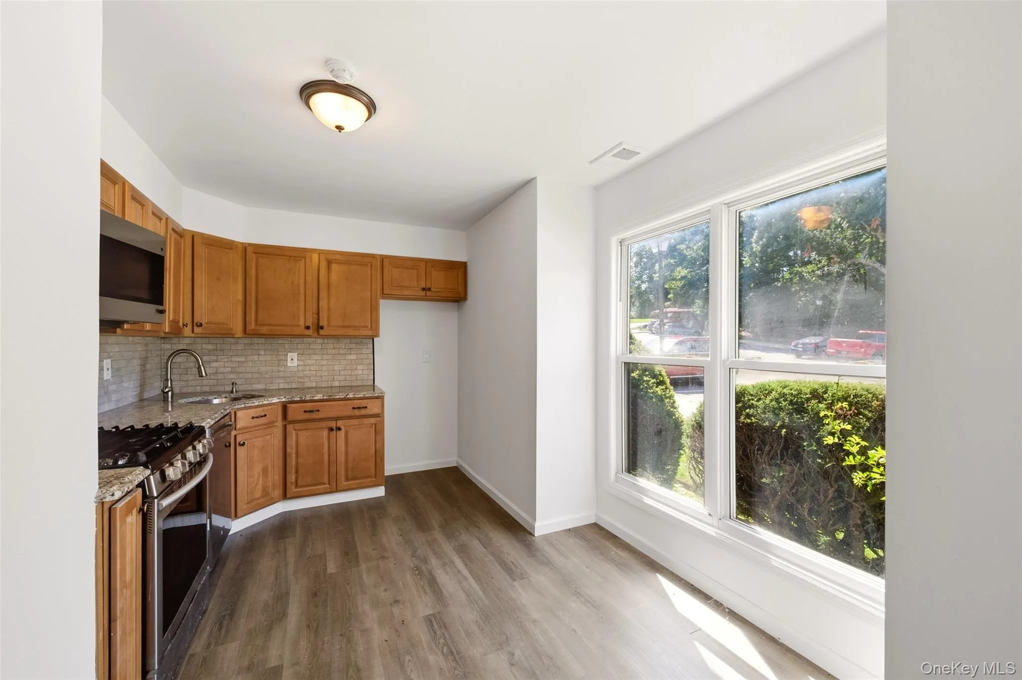 11 Juniper Court, Brookhaven, NY, 1 Bedroom Bedrooms, 4 Rooms Rooms,1 BathroomBathrooms,Residential,For Rent,Juniper,0,1052283 11 Juniper Court, Brookhaven, NY, 1 Bedroom Bedrooms, 4 Rooms Rooms,1 BathroomBathrooms,Residential,For Rent,Juniper,0,1052283
