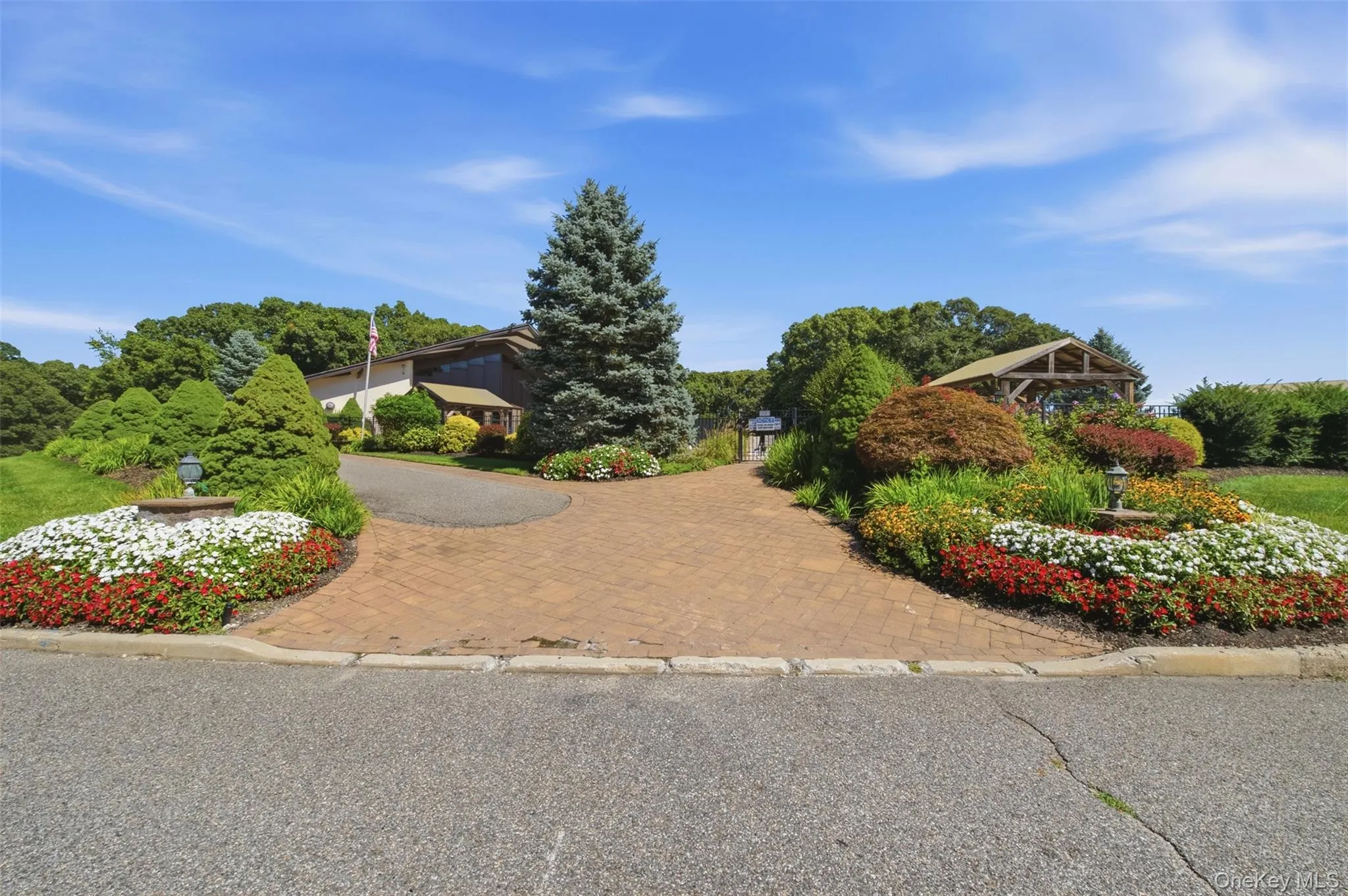 11 Juniper Court, Brookhaven, NY, 1 Bedroom Bedrooms, 4 Rooms Rooms,1 BathroomBathrooms,Residential,For Rent,Juniper,0,1052283 11 Juniper Court, Brookhaven, NY, 1 Bedroom Bedrooms, 4 Rooms Rooms,1 BathroomBathrooms,Residential,For Rent,Juniper,0,1052283