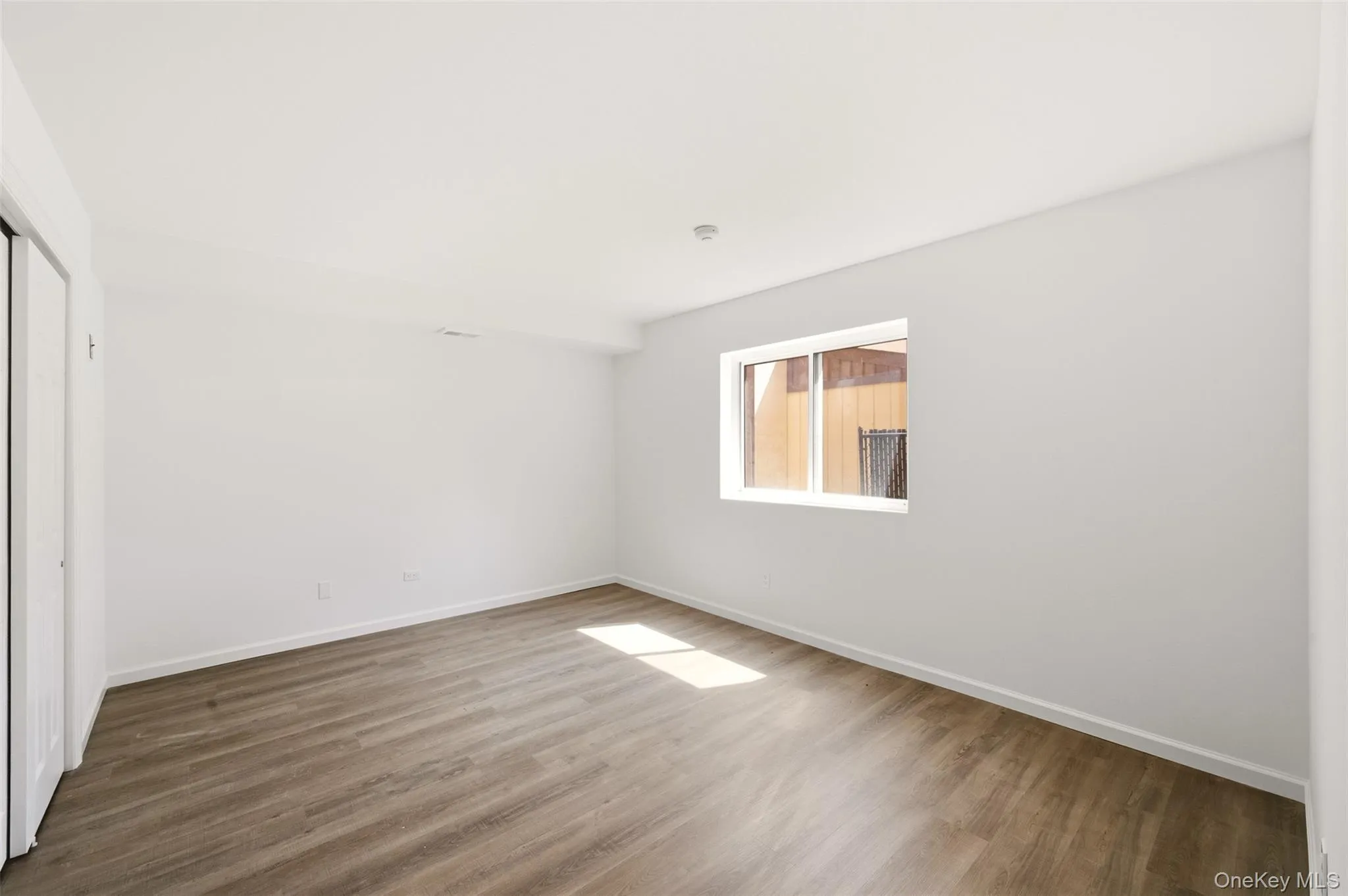 11 Juniper Court, Brookhaven, NY, 1 Bedroom Bedrooms, 4 Rooms Rooms,1 BathroomBathrooms,Residential,For Rent,Juniper,0,1052283 11 Juniper Court, Brookhaven, NY, 1 Bedroom Bedrooms, 4 Rooms Rooms,1 BathroomBathrooms,Residential,For Rent,Juniper,0,1052283