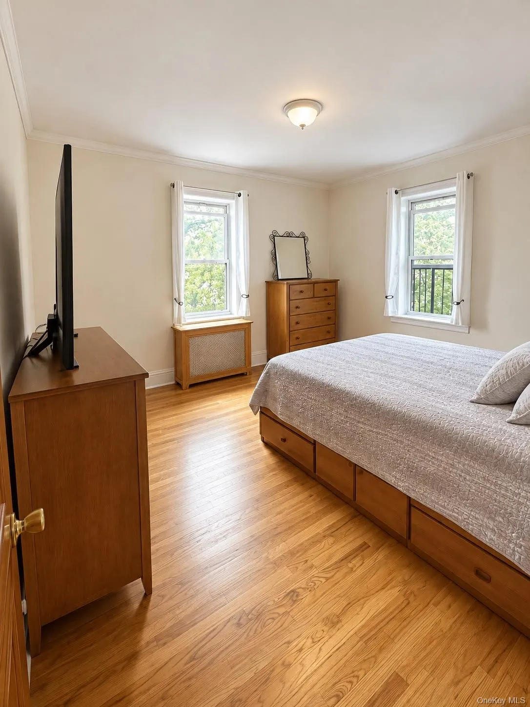 40 Birch Street, Mount Vernon, NY, 2 Bedrooms Bedrooms, 4 Rooms Rooms,1 BathroomBathrooms,Residential,For Rent,Birch,0,1052288 40 Birch Street, Mount Vernon, NY, 2 Bedrooms Bedrooms, 4 Rooms Rooms,1 BathroomBathrooms,Residential,For Rent,Birch,0,1052288