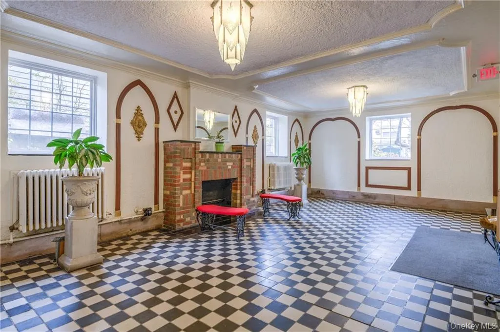 40 Birch Street, Mount Vernon, NY, 2 Bedrooms Bedrooms, 4 Rooms Rooms,1 BathroomBathrooms,Residential,For Rent,Birch,0,1052288 40 Birch Street, Mount Vernon, NY, 2 Bedrooms Bedrooms, 4 Rooms Rooms,1 BathroomBathrooms,Residential,For Rent,Birch,0,1052288
