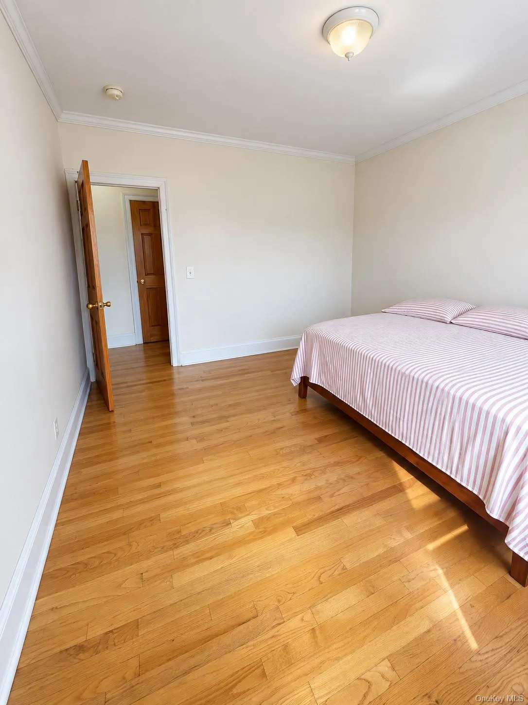 40 Birch Street, Mount Vernon, NY, 2 Bedrooms Bedrooms, 4 Rooms Rooms,1 BathroomBathrooms,Residential,For Rent,Birch,0,1052288 40 Birch Street, Mount Vernon, NY, 2 Bedrooms Bedrooms, 4 Rooms Rooms,1 BathroomBathrooms,Residential,For Rent,Birch,0,1052288