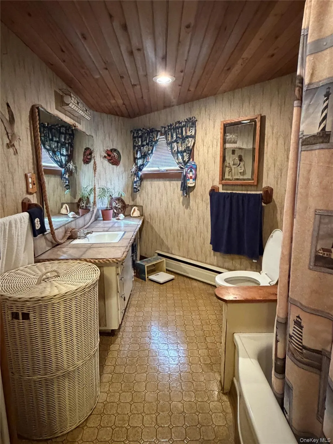 1 Beaver Street, Brookhaven, NY, 3 Bedrooms Bedrooms, 6 Rooms Rooms,2 BathroomsBathrooms,Residential,For Rent,Beaver,0,1052289 1 Beaver Street, Brookhaven, NY, 3 Bedrooms Bedrooms, 6 Rooms Rooms,2 BathroomsBathrooms,Residential,For Rent,Beaver,0,1052289