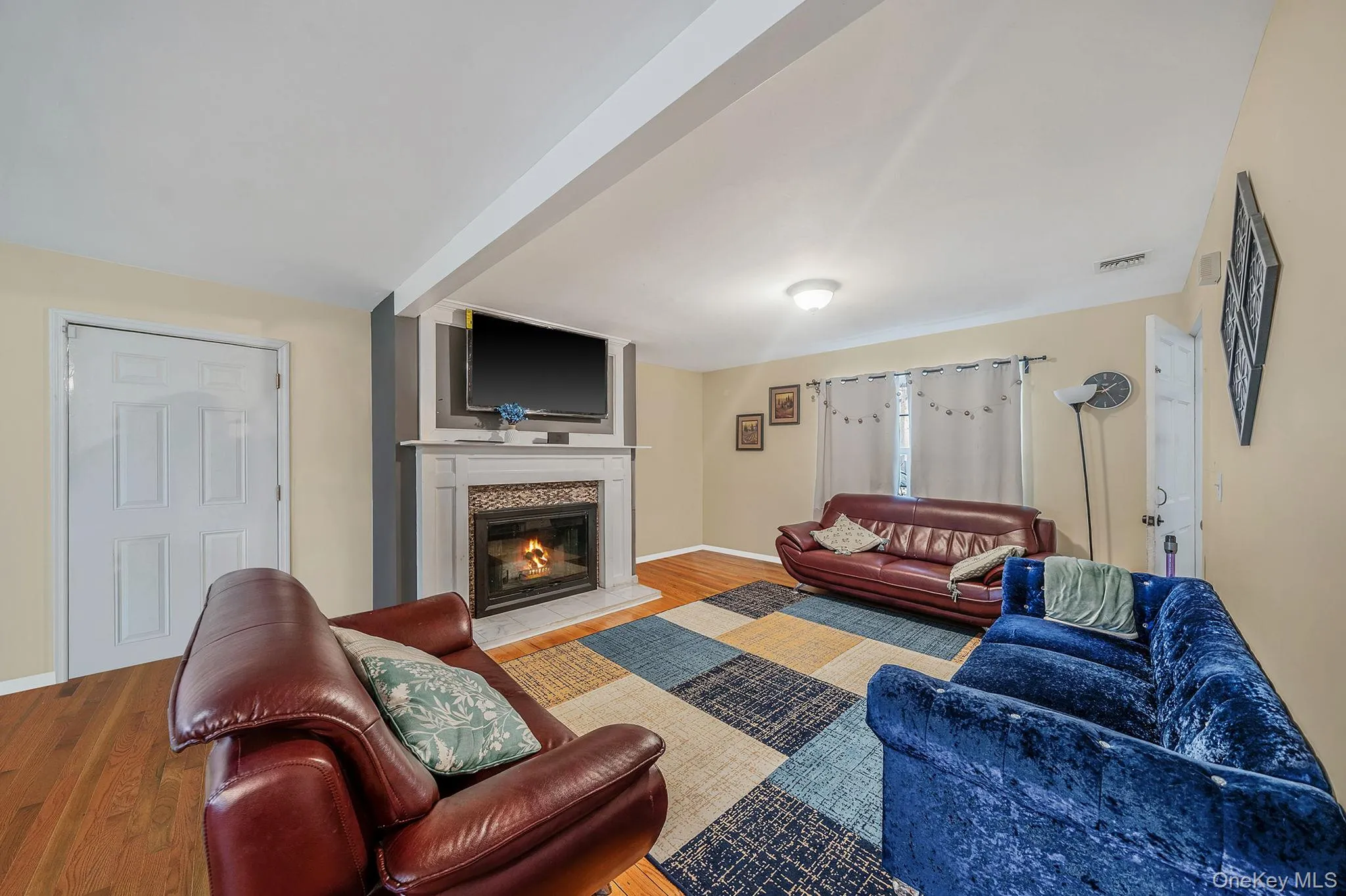6 Denmark Court, Huntington, NY, 6 Bedrooms Bedrooms, 12 Rooms Rooms,6 BathroomsBathrooms,Residential,For Rent,Denmark,0,1052291 6 Denmark Court, Huntington, NY, 6 Bedrooms Bedrooms, 12 Rooms Rooms,6 BathroomsBathrooms,Residential,For Rent,Denmark,0,1052291