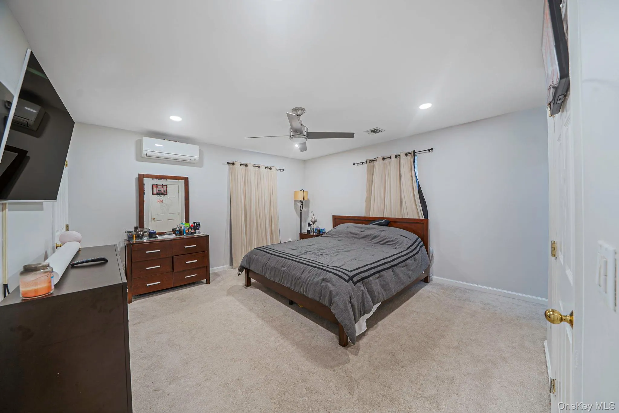 6 Denmark Court, Huntington, NY, 6 Bedrooms Bedrooms, 12 Rooms Rooms,6 BathroomsBathrooms,Residential,For Rent,Denmark,0,1052291 6 Denmark Court, Huntington, NY, 6 Bedrooms Bedrooms, 12 Rooms Rooms,6 BathroomsBathrooms,Residential,For Rent,Denmark,0,1052291