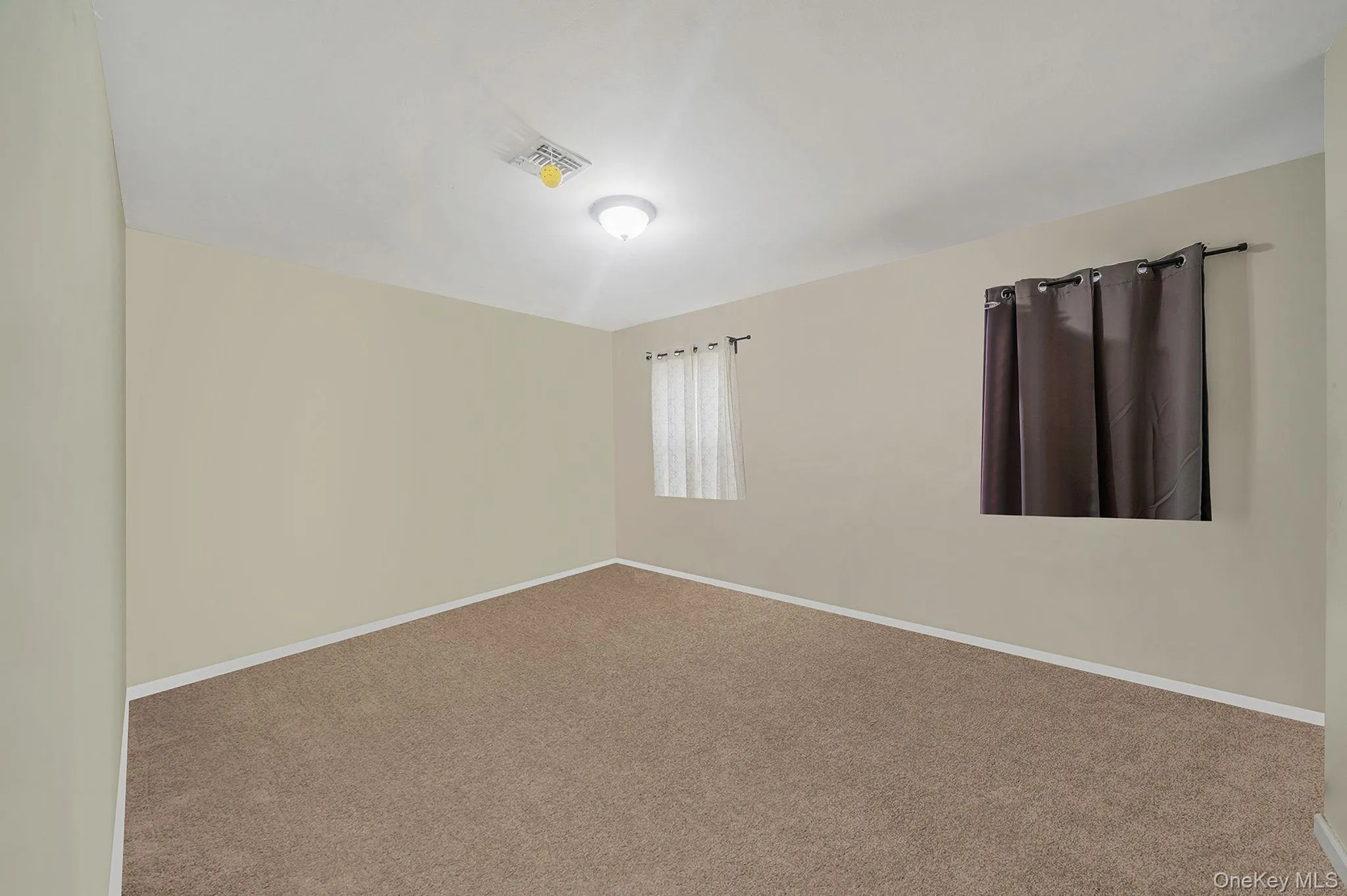 6 Denmark Court, Huntington, NY, 6 Bedrooms Bedrooms, 12 Rooms Rooms,6 BathroomsBathrooms,Residential,For Rent,Denmark,0,1052291 6 Denmark Court, Huntington, NY, 6 Bedrooms Bedrooms, 12 Rooms Rooms,6 BathroomsBathrooms,Residential,For Rent,Denmark,0,1052291