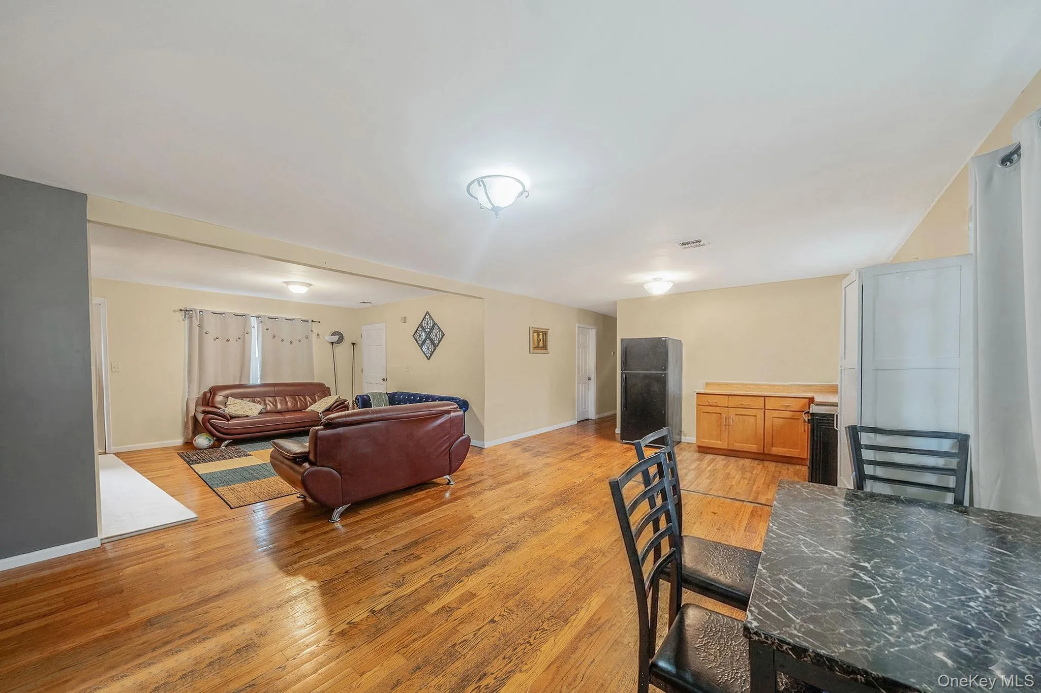 6 Denmark Court, Huntington, NY, 6 Bedrooms Bedrooms, 12 Rooms Rooms,6 BathroomsBathrooms,Residential,For Rent,Denmark,0,1052291 6 Denmark Court, Huntington, NY, 6 Bedrooms Bedrooms, 12 Rooms Rooms,6 BathroomsBathrooms,Residential,For Rent,Denmark,0,1052291
