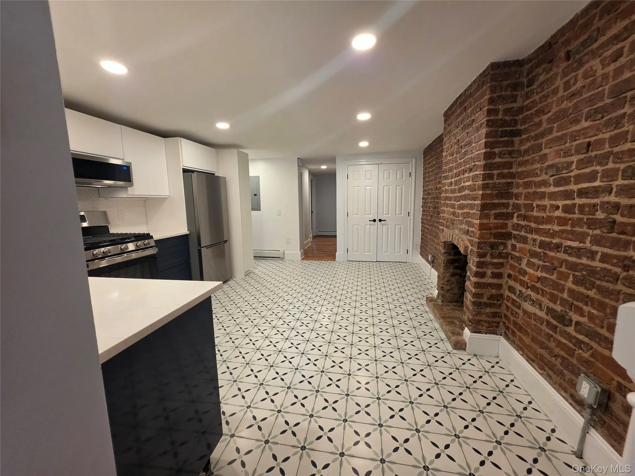 27 Bridge Street, Orangetown, NY, 2 Bedrooms Bedrooms, 6 Rooms Rooms,1 BathroomBathrooms,Residential Lease,For Rent,Bridge,0,1052294 27 Bridge Street, Orangetown, NY, 2 Bedrooms Bedrooms, 6 Rooms Rooms,1 BathroomBathrooms,Residential Lease,For Rent,Bridge,0,1052294