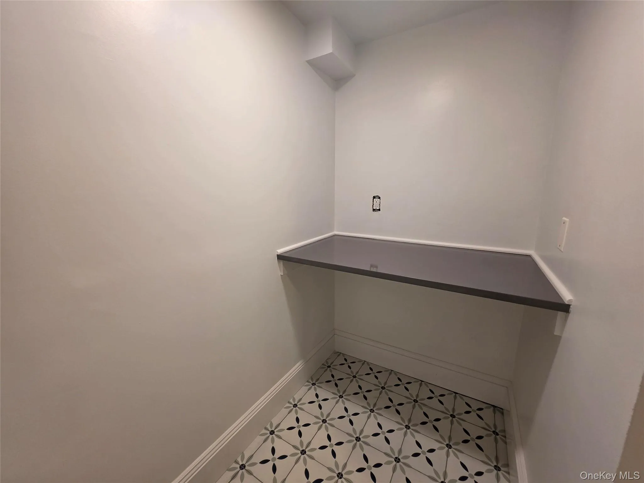 27 Bridge Street, Orangetown, NY, 2 Bedrooms Bedrooms, 6 Rooms Rooms,1 BathroomBathrooms,Residential Lease,For Rent,Bridge,0,1052294 27 Bridge Street, Orangetown, NY, 2 Bedrooms Bedrooms, 6 Rooms Rooms,1 BathroomBathrooms,Residential Lease,For Rent,Bridge,0,1052294