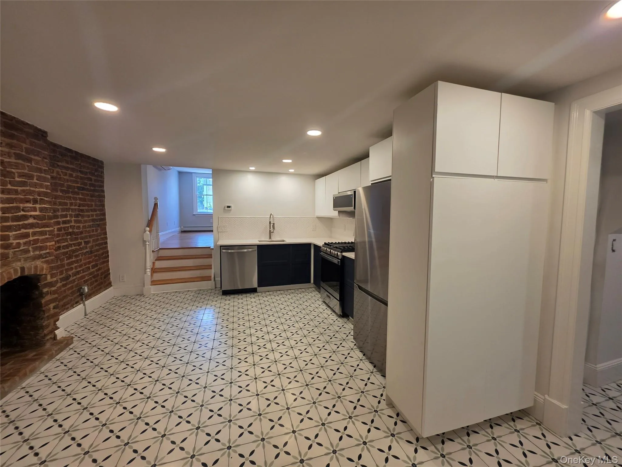 27 Bridge Street, Orangetown, NY, 2 Bedrooms Bedrooms, 6 Rooms Rooms,1 BathroomBathrooms,Residential Lease,For Rent,Bridge,0,1052294 27 Bridge Street, Orangetown, NY, 2 Bedrooms Bedrooms, 6 Rooms Rooms,1 BathroomBathrooms,Residential Lease,For Rent,Bridge,0,1052294