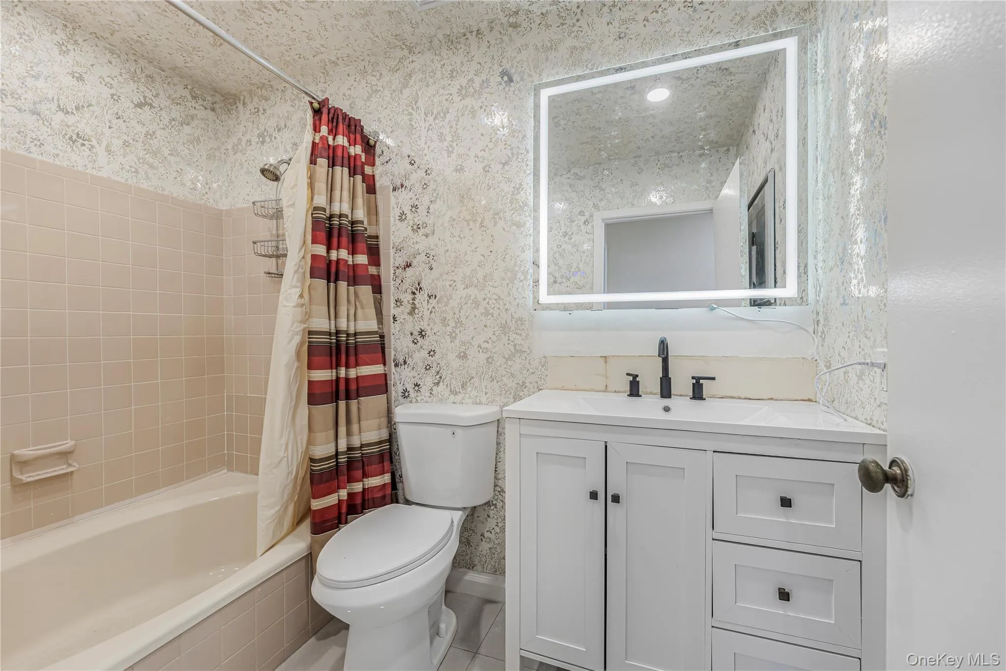 11 Jackson Avenue, Yonkers, NY, 3 Bedrooms Bedrooms, 9 Rooms Rooms,2 BathroomsBathrooms,Residential,For Rent,Jackson,0,1052295 11 Jackson Avenue, Yonkers, NY, 3 Bedrooms Bedrooms, 9 Rooms Rooms,2 BathroomsBathrooms,Residential,For Rent,Jackson,0,1052295