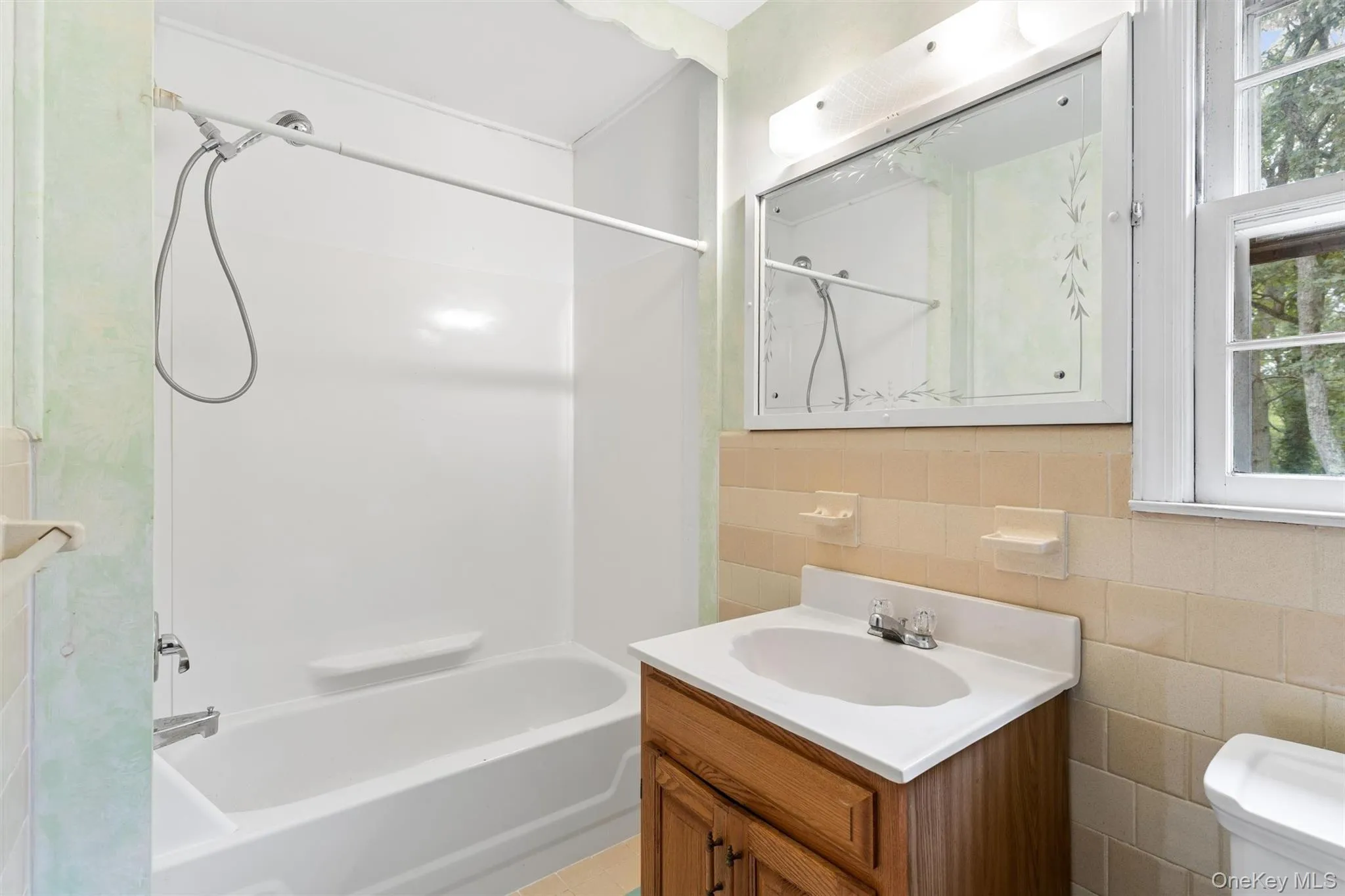 614 Twin Hills Court, Huntington, NY, 4 Bedrooms Bedrooms, 10 Rooms Rooms,3 BathroomsBathrooms,Residential,For Rent,Twin Hills,0,1052297 614 Twin Hills Court, Huntington, NY, 4 Bedrooms Bedrooms, 10 Rooms Rooms,3 BathroomsBathrooms,Residential,For Rent,Twin Hills,0,1052297