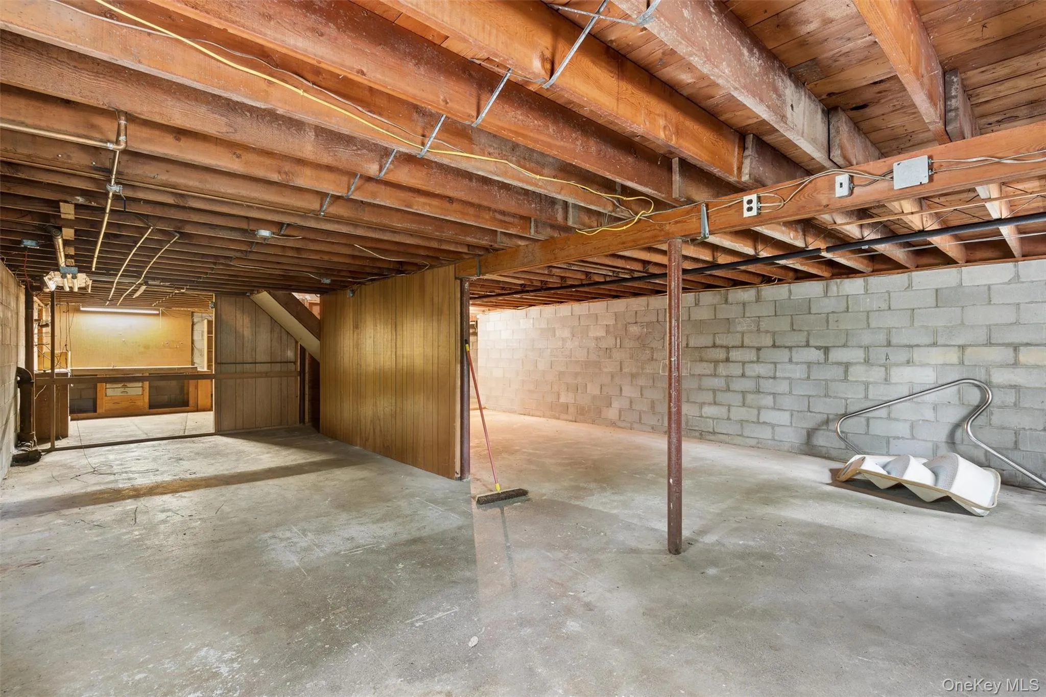 614 Twin Hills Court, Huntington, NY, 4 Bedrooms Bedrooms, 10 Rooms Rooms,3 BathroomsBathrooms,Residential,For Rent,Twin Hills,0,1052297 614 Twin Hills Court, Huntington, NY, 4 Bedrooms Bedrooms, 10 Rooms Rooms,3 BathroomsBathrooms,Residential,For Rent,Twin Hills,0,1052297