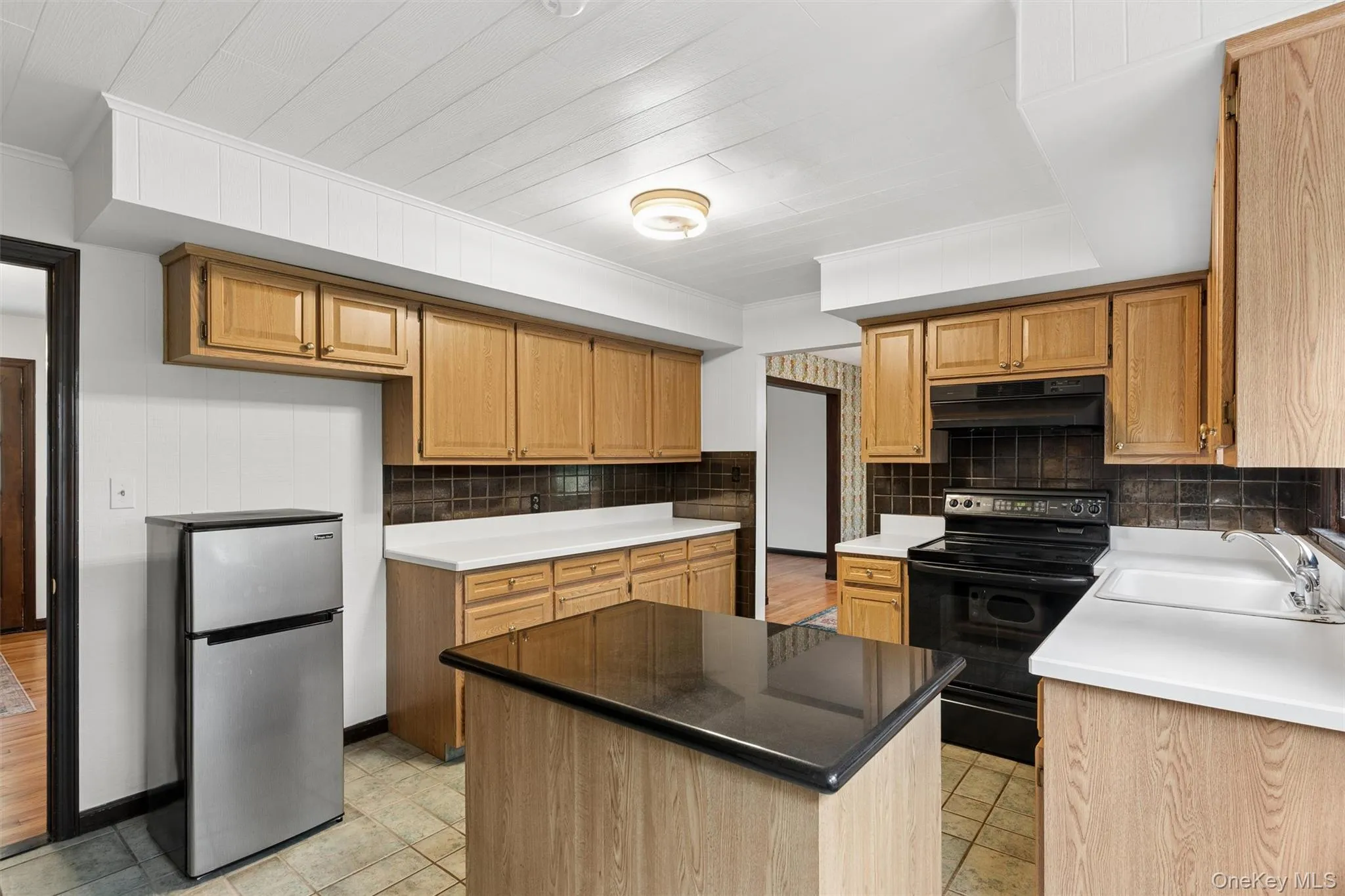 614 Twin Hills Court, Huntington, NY, 4 Bedrooms Bedrooms, 10 Rooms Rooms,3 BathroomsBathrooms,Residential,For Rent,Twin Hills,0,1052297 614 Twin Hills Court, Huntington, NY, 4 Bedrooms Bedrooms, 10 Rooms Rooms,3 BathroomsBathrooms,Residential,For Rent,Twin Hills,0,1052297