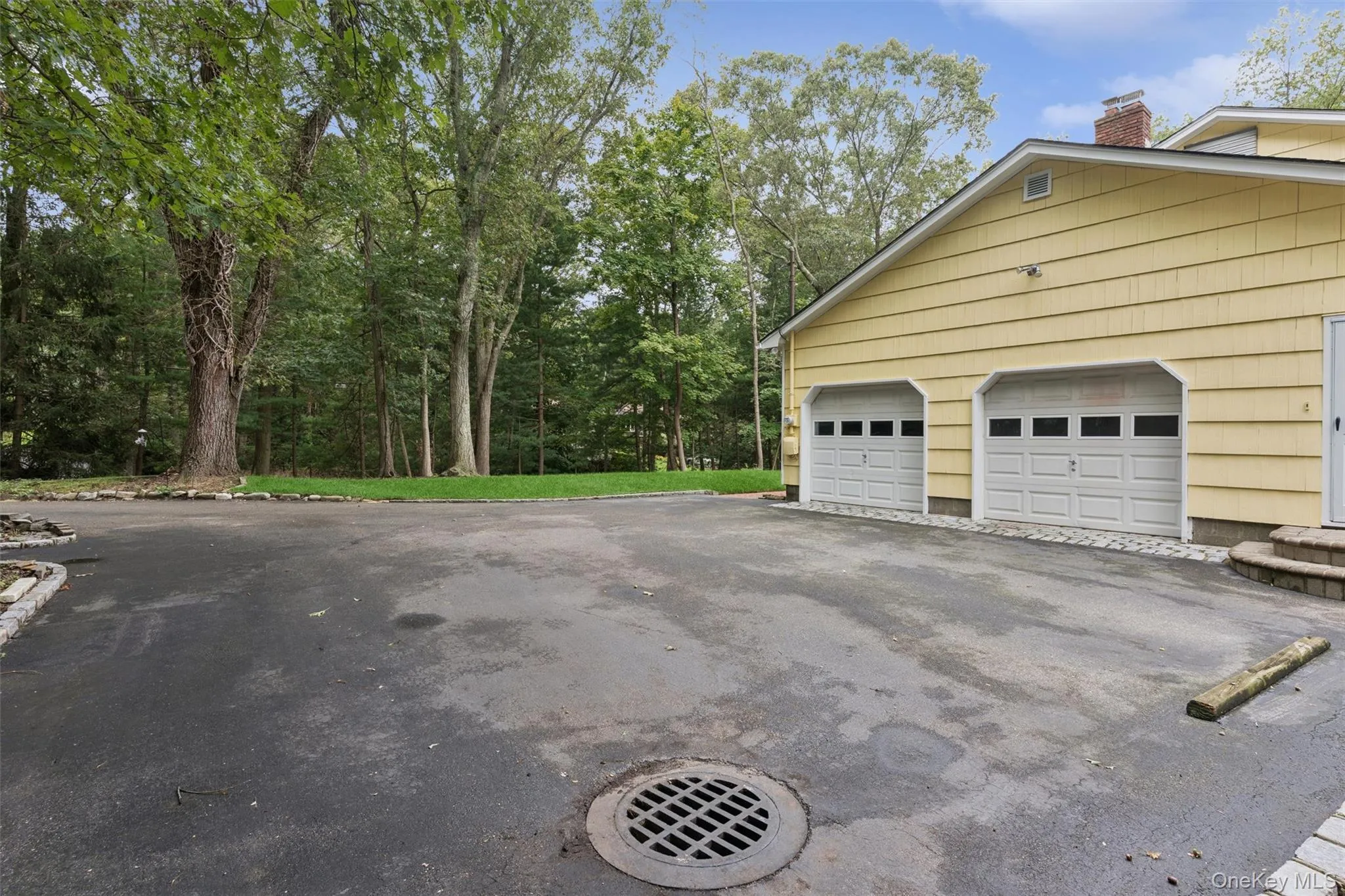 614 Twin Hills Court, Huntington, NY, 4 Bedrooms Bedrooms, 10 Rooms Rooms,3 BathroomsBathrooms,Residential,For Rent,Twin Hills,0,1052297 614 Twin Hills Court, Huntington, NY, 4 Bedrooms Bedrooms, 10 Rooms Rooms,3 BathroomsBathrooms,Residential,For Rent,Twin Hills,0,1052297