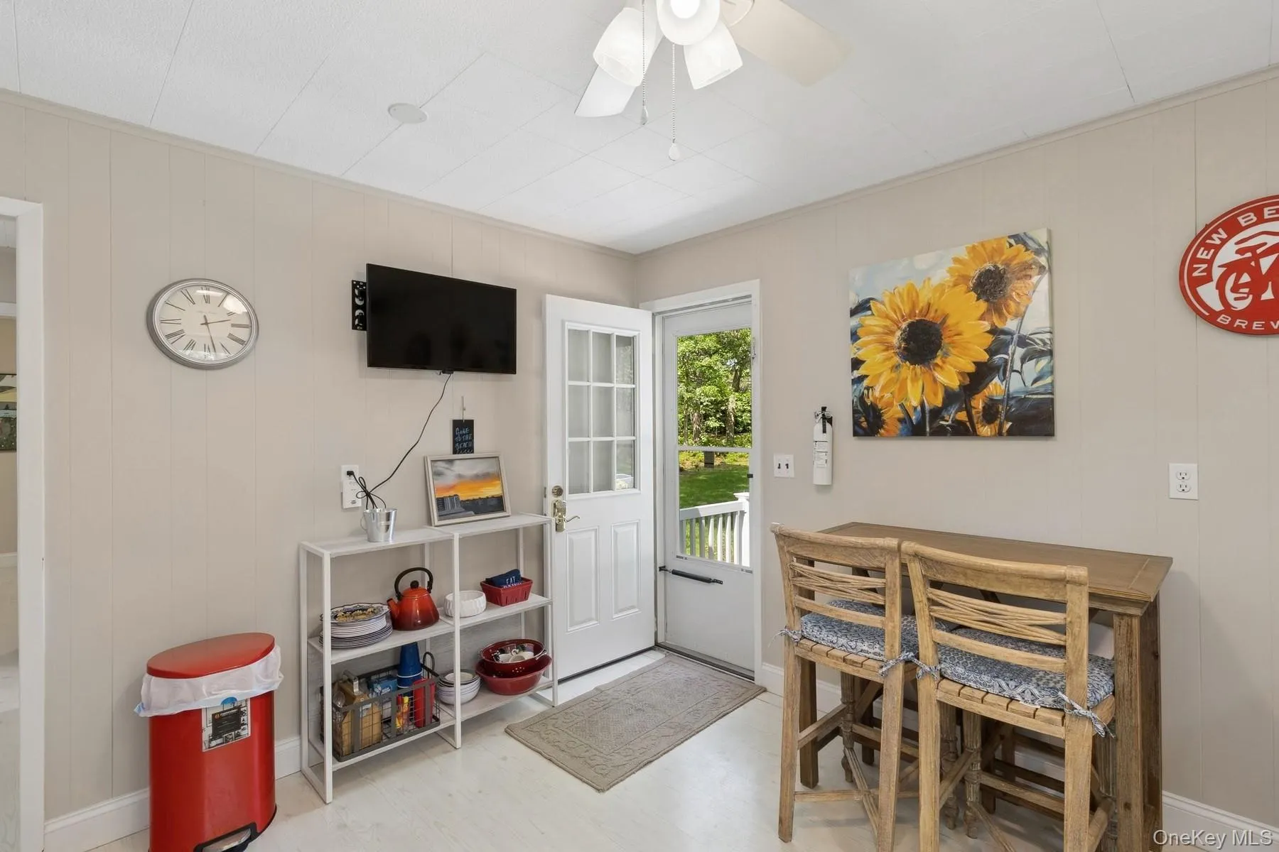 28 The Trail, Southampton, NY, 2 Bedrooms Bedrooms, 4 Rooms Rooms,1 BathroomBathrooms,Residential Lease,For Rent,The,0,1052298 28 The Trail, Southampton, NY, 2 Bedrooms Bedrooms, 4 Rooms Rooms,1 BathroomBathrooms,Residential Lease,For Rent,The,0,1052298
