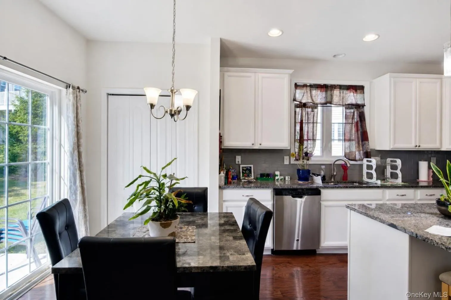 24 Lilac Street, Middletown, NY, 2 Bedrooms Bedrooms, 4 Rooms Rooms,2 BathroomsBathrooms,Residential,For Rent,Lilac,0,1052305 24 Lilac Street, Middletown, NY, 2 Bedrooms Bedrooms, 4 Rooms Rooms,2 BathroomsBathrooms,Residential,For Rent,Lilac,0,1052305
