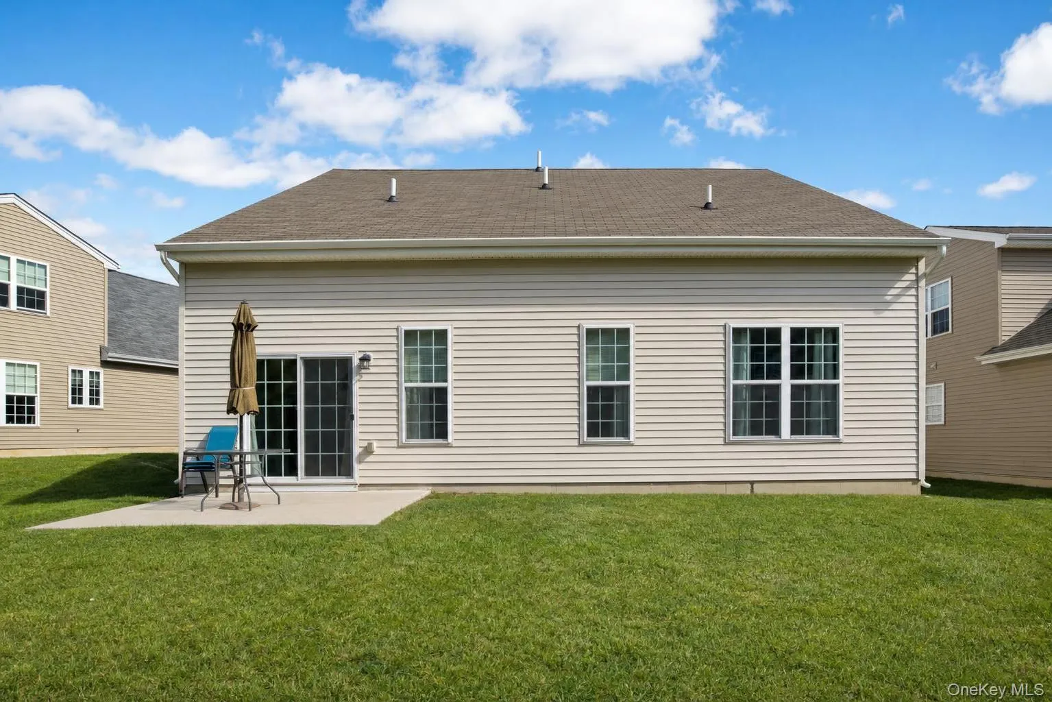 24 Lilac Street, Middletown, NY, 2 Bedrooms Bedrooms, 4 Rooms Rooms,2 BathroomsBathrooms,Residential,For Rent,Lilac,0,1052305 24 Lilac Street, Middletown, NY, 2 Bedrooms Bedrooms, 4 Rooms Rooms,2 BathroomsBathrooms,Residential,For Rent,Lilac,0,1052305