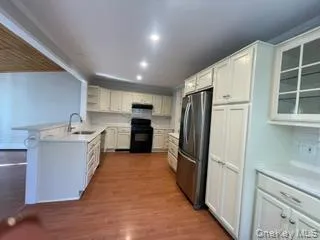 26 2nd Avenue, Islip, NY, 2 Bedrooms Bedrooms, 5 Rooms Rooms,1 BathroomBathrooms,Residential Lease,For Rent,2nd,0,1052306 26 2nd Avenue, Islip, NY, 2 Bedrooms Bedrooms, 5 Rooms Rooms,1 BathroomBathrooms,Residential Lease,For Rent,2nd,0,1052306