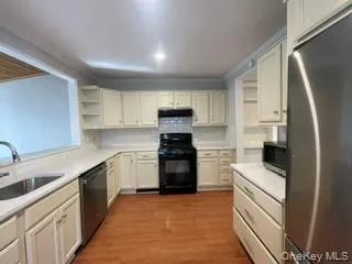 26 2nd Avenue, Islip, NY, 2 Bedrooms Bedrooms, 5 Rooms Rooms,1 BathroomBathrooms,Residential Lease,For Rent,2nd,0,1052306 26 2nd Avenue, Islip, NY, 2 Bedrooms Bedrooms, 5 Rooms Rooms,1 BathroomBathrooms,Residential Lease,For Rent,2nd,0,1052306