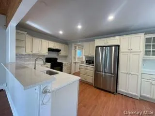 26 2nd Avenue, Islip, NY, 2 Bedrooms Bedrooms, 5 Rooms Rooms,1 BathroomBathrooms,Residential Lease,For Rent,2nd,0,1052306 26 2nd Avenue, Islip, NY, 2 Bedrooms Bedrooms, 5 Rooms Rooms,1 BathroomBathrooms,Residential Lease,For Rent,2nd,0,1052306
