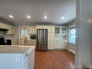 26 2nd Avenue, Islip, NY, 2 Bedrooms Bedrooms, 5 Rooms Rooms,1 BathroomBathrooms,Residential Lease,For Rent,2nd,0,1052306 26 2nd Avenue, Islip, NY, 2 Bedrooms Bedrooms, 5 Rooms Rooms,1 BathroomBathrooms,Residential Lease,For Rent,2nd,0,1052306