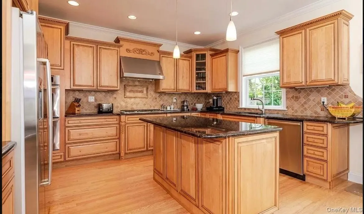 15 Penn Street, Long Beach, NY, 5 Bedrooms Bedrooms, 10 Rooms Rooms,3 BathroomsBathrooms,Residential Lease,For Rent,Penn,0,1052318 15 Penn Street, Long Beach, NY, 5 Bedrooms Bedrooms, 10 Rooms Rooms,3 BathroomsBathrooms,Residential Lease,For Rent,Penn,0,1052318