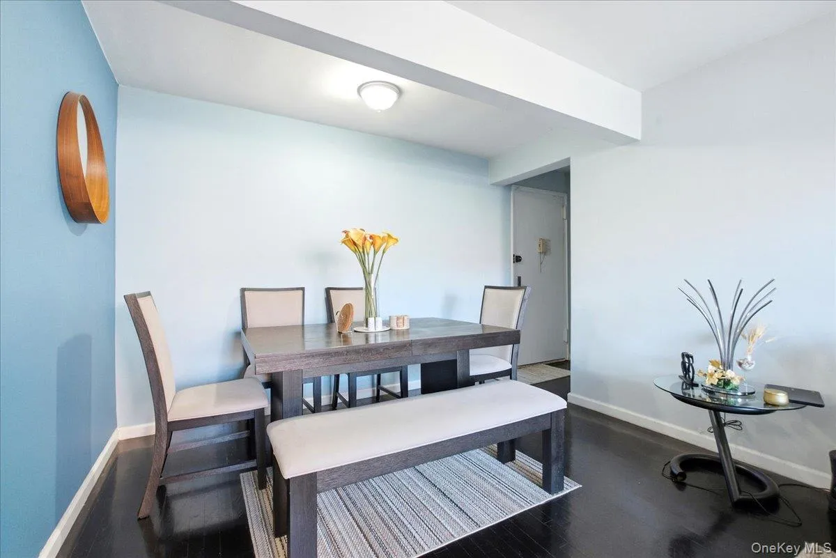 66-15 Thornton Place, New York, NY, 2 Bedrooms Bedrooms, 5 Rooms Rooms,1 BathroomBathrooms,Residential,For Rent,Thornton,0,1052320 66-15 Thornton Place, New York, NY, 2 Bedrooms Bedrooms, 5 Rooms Rooms,1 BathroomBathrooms,Residential,For Rent,Thornton,0,1052320