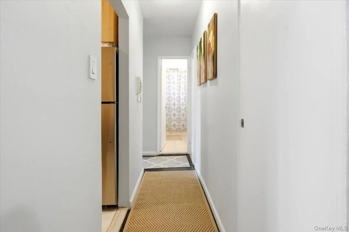 66-15 Thornton Place, New York, NY, 2 Bedrooms Bedrooms, 5 Rooms Rooms,1 BathroomBathrooms,Residential,For Rent,Thornton,0,1052320 66-15 Thornton Place, New York, NY, 2 Bedrooms Bedrooms, 5 Rooms Rooms,1 BathroomBathrooms,Residential,For Rent,Thornton,0,1052320