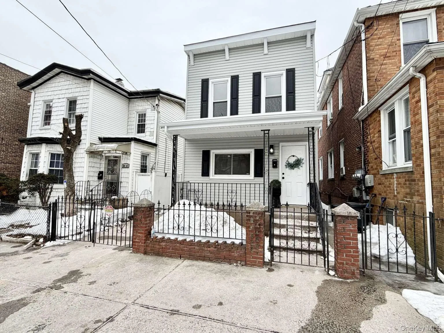 104-20 47th Avenue, New York, NY, 2 Bedrooms Bedrooms, 6 Rooms Rooms,2 BathroomsBathrooms,Residential,For Rent,47th,0,1052324 104-20 47th Avenue, New York, NY, 2 Bedrooms Bedrooms, 6 Rooms Rooms,2 BathroomsBathrooms,Residential,For Rent,47th,0,1052324