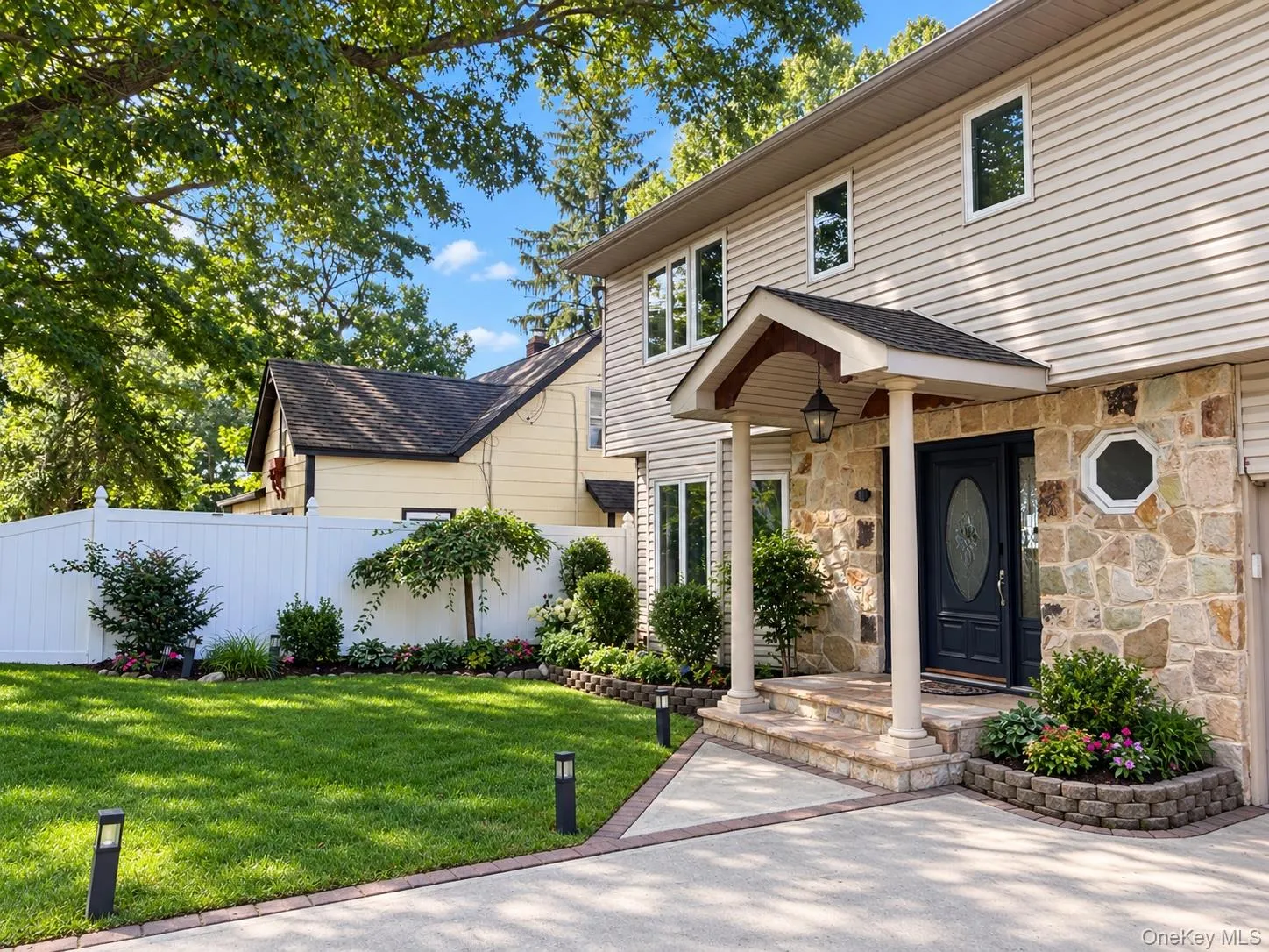 41 Homeland Drive, Huntington, NY, 4 Bedrooms Bedrooms, 9 Rooms Rooms,3 BathroomsBathrooms,Residential,For Rent,Homeland,0,1052331 41 Homeland Drive, Huntington, NY, 4 Bedrooms Bedrooms, 9 Rooms Rooms,3 BathroomsBathrooms,Residential,For Rent,Homeland,0,1052331