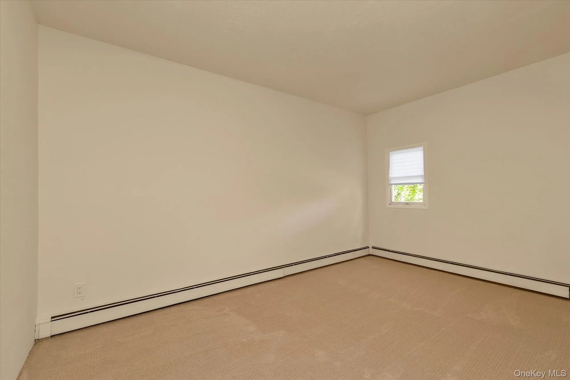 585 Seaman Avenue, Hempstead, NY, 5 Bedrooms Bedrooms, 11 Rooms Rooms,2 BathroomsBathrooms,Residential,For Rent,Seaman,0,1052332 585 Seaman Avenue, Hempstead, NY, 5 Bedrooms Bedrooms, 11 Rooms Rooms,2 BathroomsBathrooms,Residential,For Rent,Seaman,0,1052332