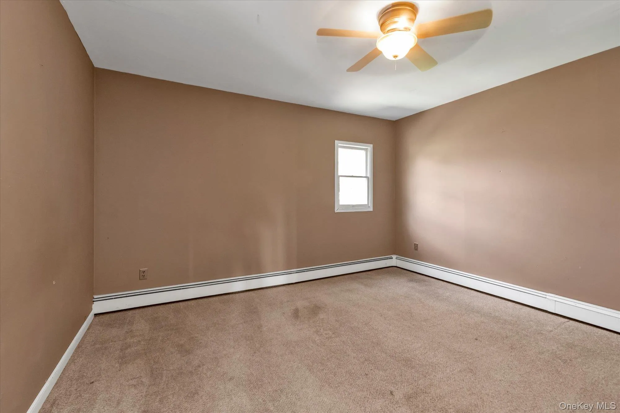 585 Seaman Avenue, Hempstead, NY, 5 Bedrooms Bedrooms, 11 Rooms Rooms,2 BathroomsBathrooms,Residential,For Rent,Seaman,0,1052332 585 Seaman Avenue, Hempstead, NY, 5 Bedrooms Bedrooms, 11 Rooms Rooms,2 BathroomsBathrooms,Residential,For Rent,Seaman,0,1052332