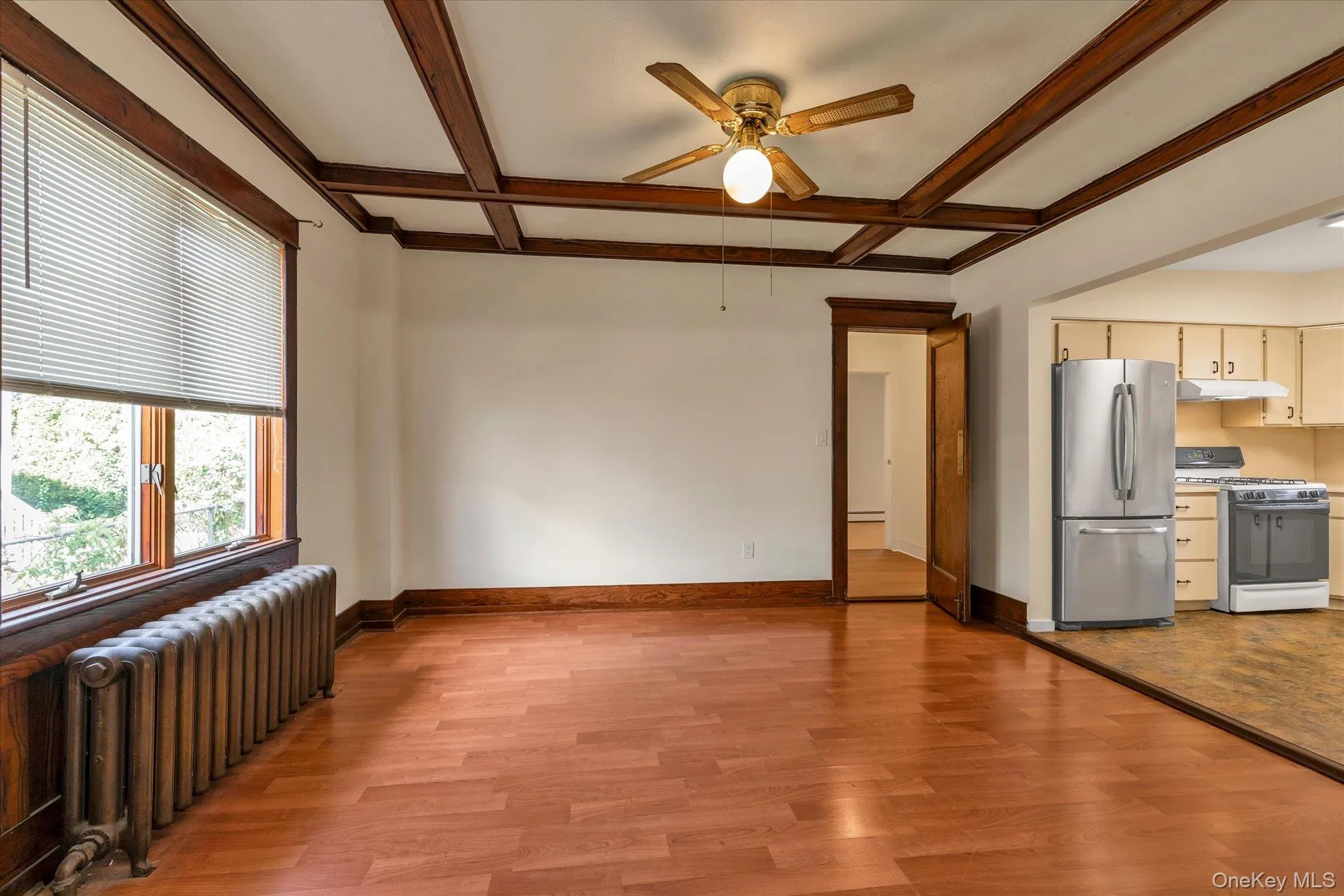 585 Seaman Avenue, Hempstead, NY, 5 Bedrooms Bedrooms, 11 Rooms Rooms,2 BathroomsBathrooms,Residential,For Rent,Seaman,0,1052332 585 Seaman Avenue, Hempstead, NY, 5 Bedrooms Bedrooms, 11 Rooms Rooms,2 BathroomsBathrooms,Residential,For Rent,Seaman,0,1052332
