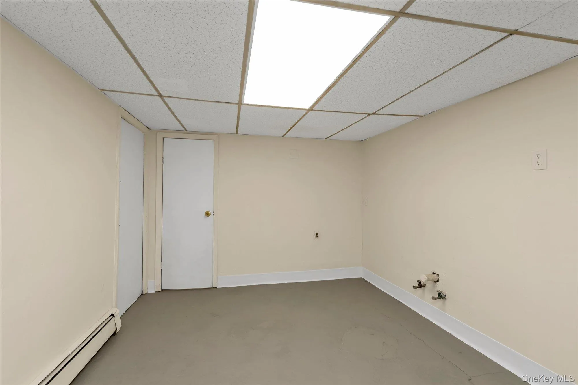 585 Seaman Avenue, Hempstead, NY, 5 Bedrooms Bedrooms, 11 Rooms Rooms,2 BathroomsBathrooms,Residential,For Rent,Seaman,0,1052332 585 Seaman Avenue, Hempstead, NY, 5 Bedrooms Bedrooms, 11 Rooms Rooms,2 BathroomsBathrooms,Residential,For Rent,Seaman,0,1052332