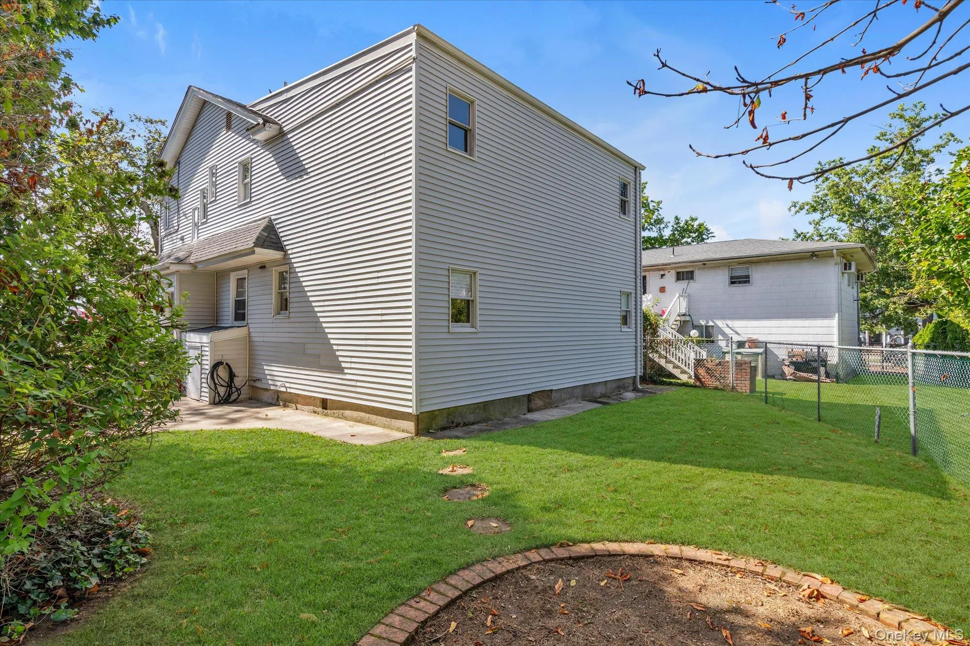 585 Seaman Avenue, Hempstead, NY, 5 Bedrooms Bedrooms, 11 Rooms Rooms,2 BathroomsBathrooms,Residential,For Rent,Seaman,0,1052332 585 Seaman Avenue, Hempstead, NY, 5 Bedrooms Bedrooms, 11 Rooms Rooms,2 BathroomsBathrooms,Residential,For Rent,Seaman,0,1052332