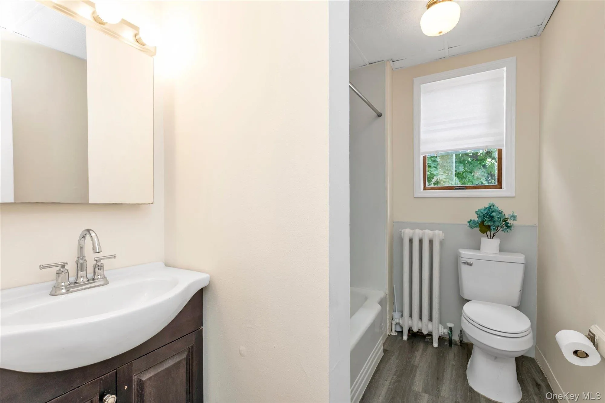 585 Seaman Avenue, Hempstead, NY, 5 Bedrooms Bedrooms, 11 Rooms Rooms,2 BathroomsBathrooms,Residential,For Rent,Seaman,0,1052332 585 Seaman Avenue, Hempstead, NY, 5 Bedrooms Bedrooms, 11 Rooms Rooms,2 BathroomsBathrooms,Residential,For Rent,Seaman,0,1052332